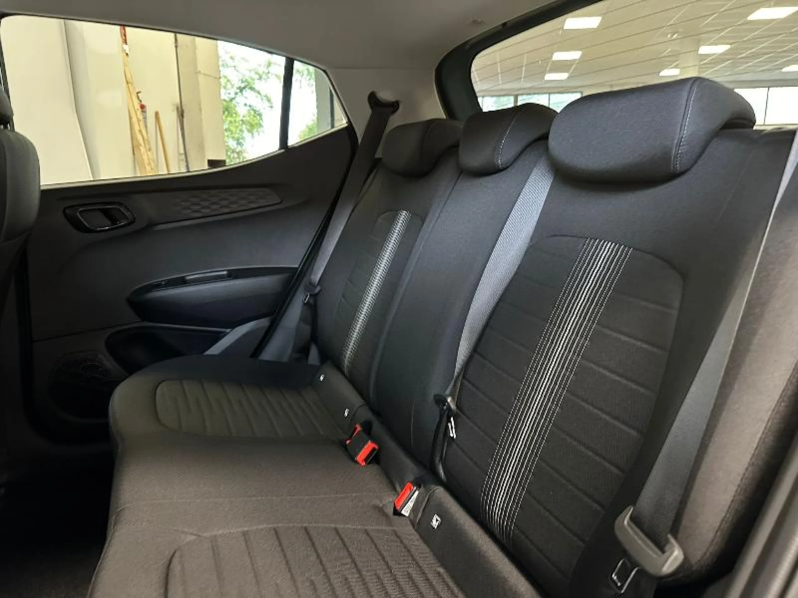 HYUNDAI I10 I10  MPI 1.0 63CV AT KLASS - Foto 12