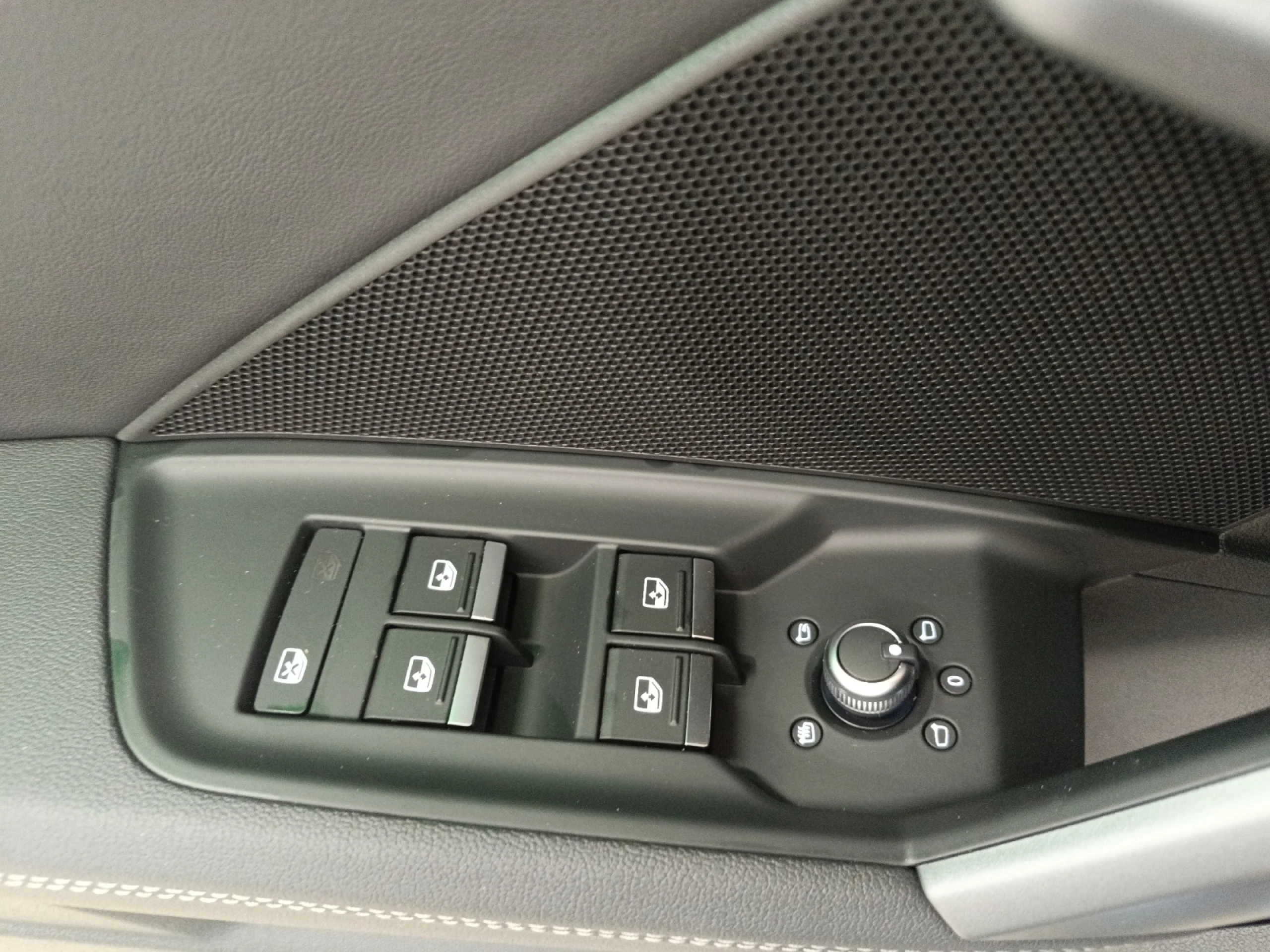 AUDI A3 SPORTBACK GENUINE 35 TFSI 110KW S TRONIC - Foto 12
