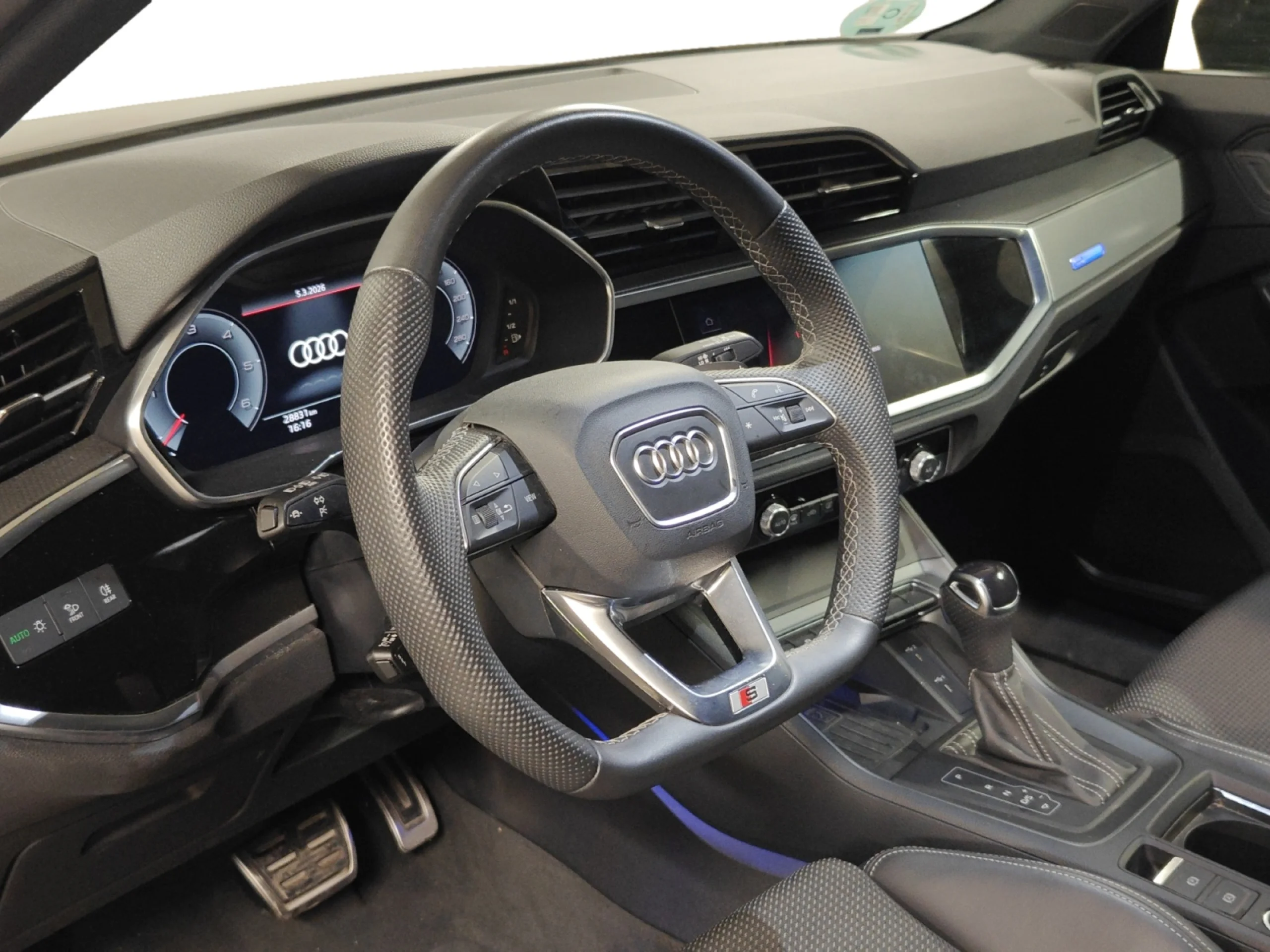 AUDI Q3 S LINE 35 TDI 110KW (150CV) S TRONIC - Foto 9