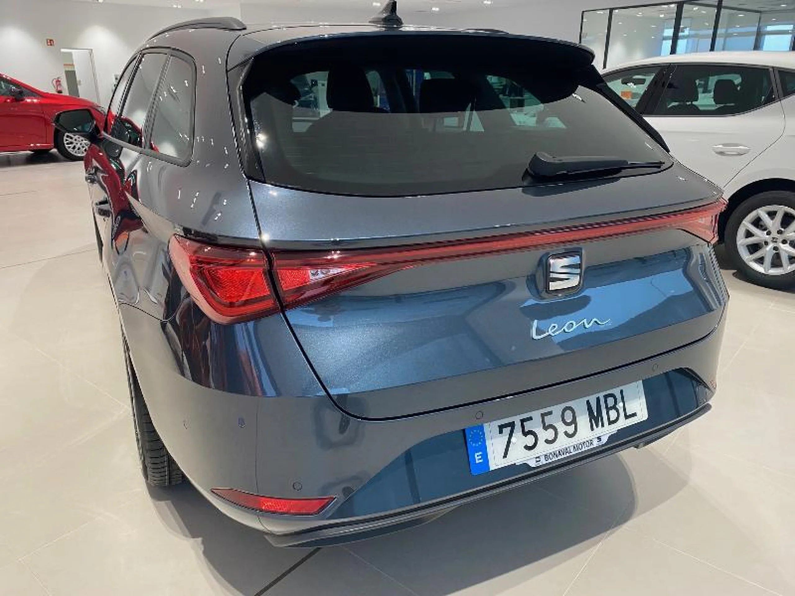 SEAT NUEVO LEON SP 1.0 TSI 81KW S&S STYLE XL - Foto 3