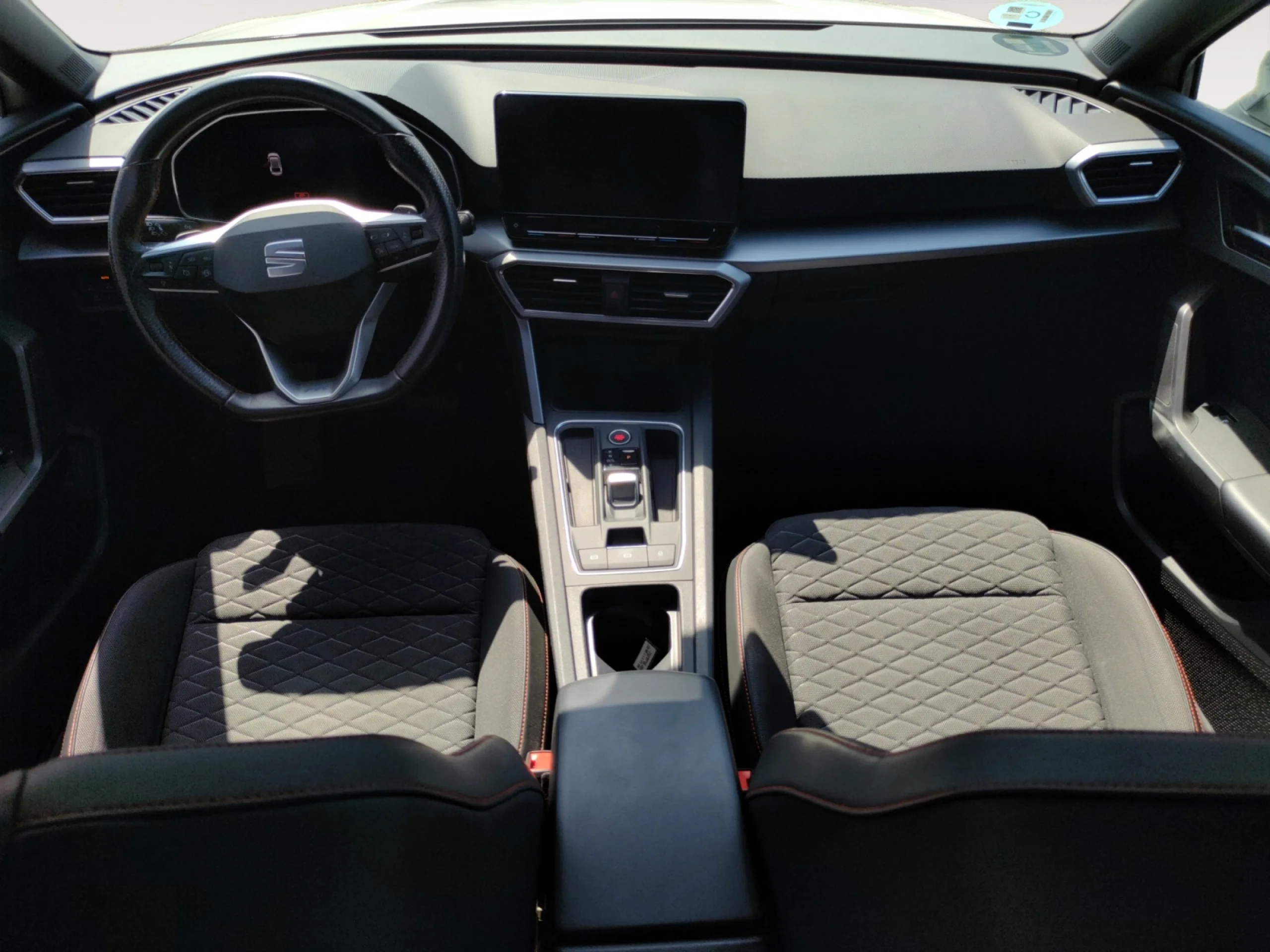 SEAT LEON SP 2.0 TDI 110KW DSG S&S FR - Foto 4