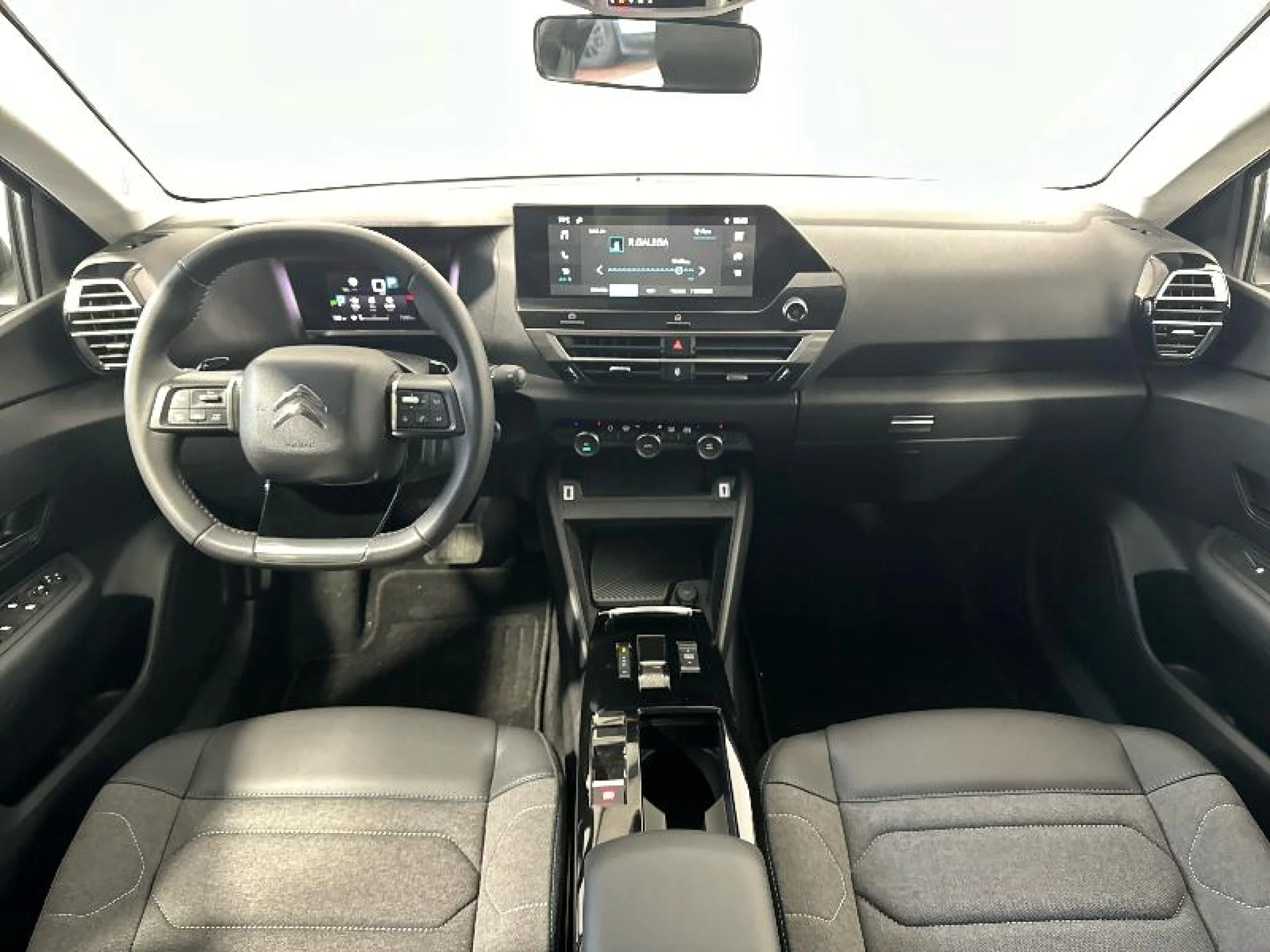 CITROEN C4 x PURETECH 130 S&S EAT8 PLUS - Foto 9