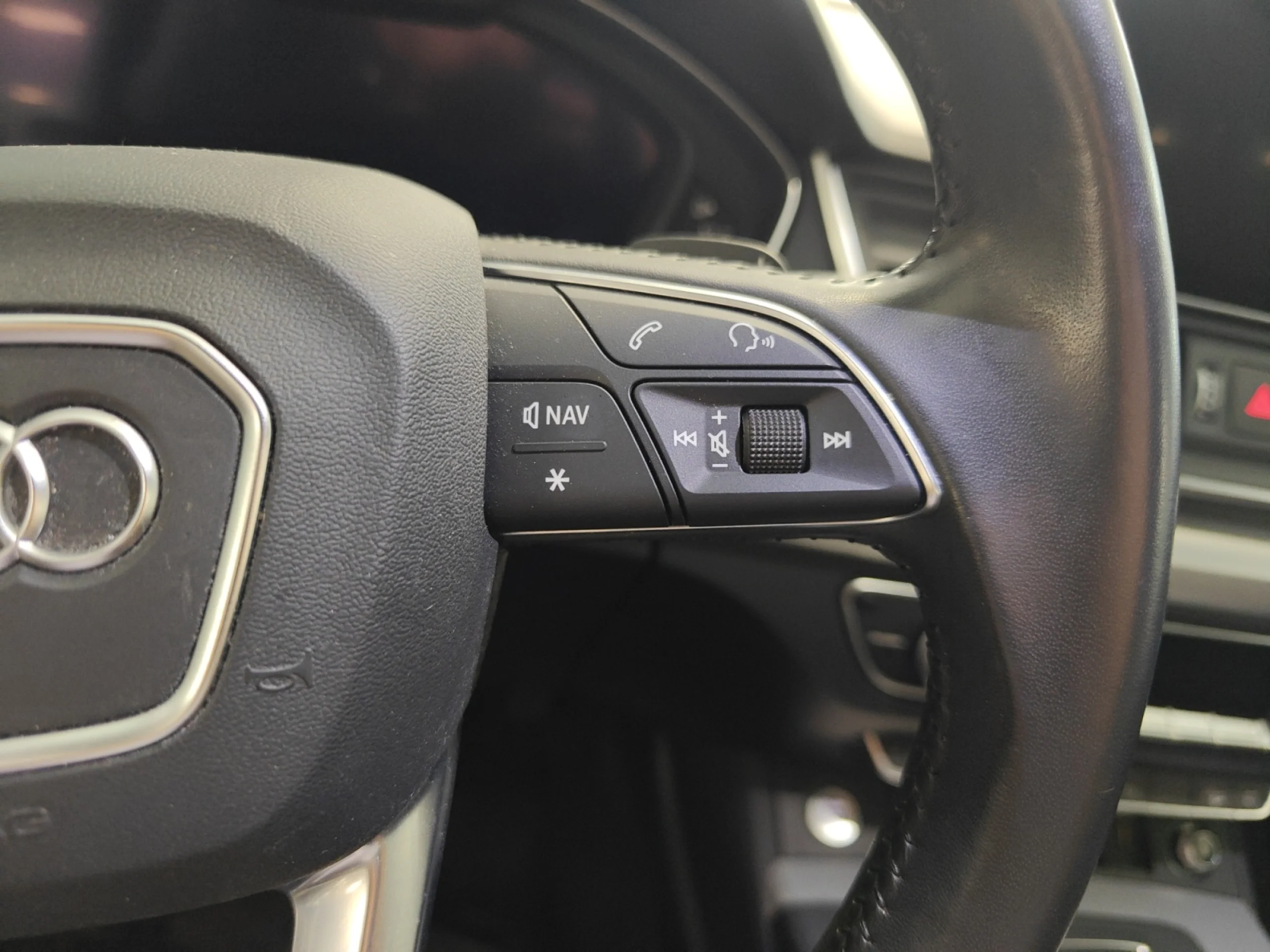 AUDI Q5 BLACK LINE 40 TDI 140KW QUATTRO S TRONIC - Foto 13