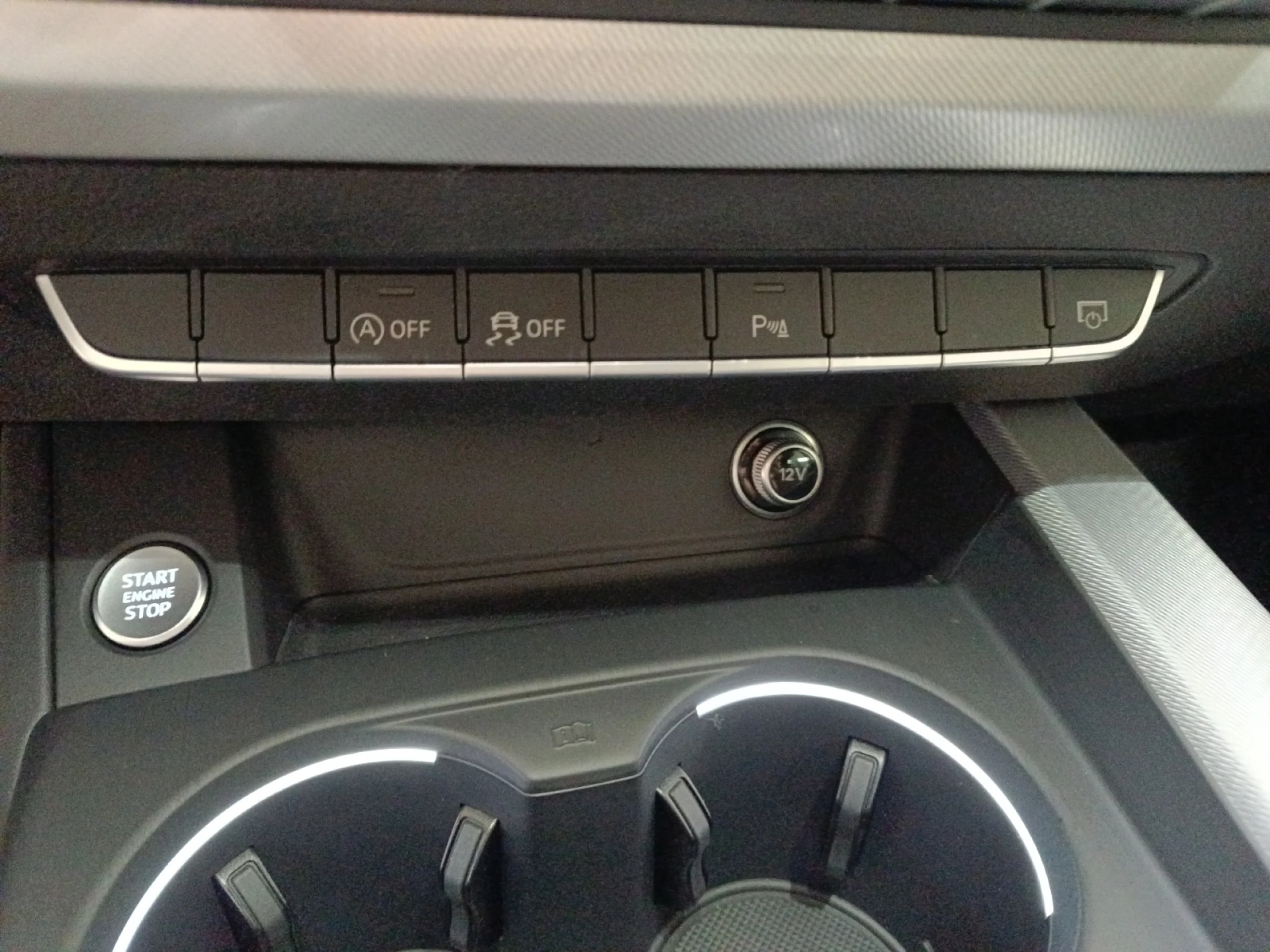 AUDI A4 AVANT 2.0 TDI ULTRA S TRONIC DESIGN EDIT - Foto 13