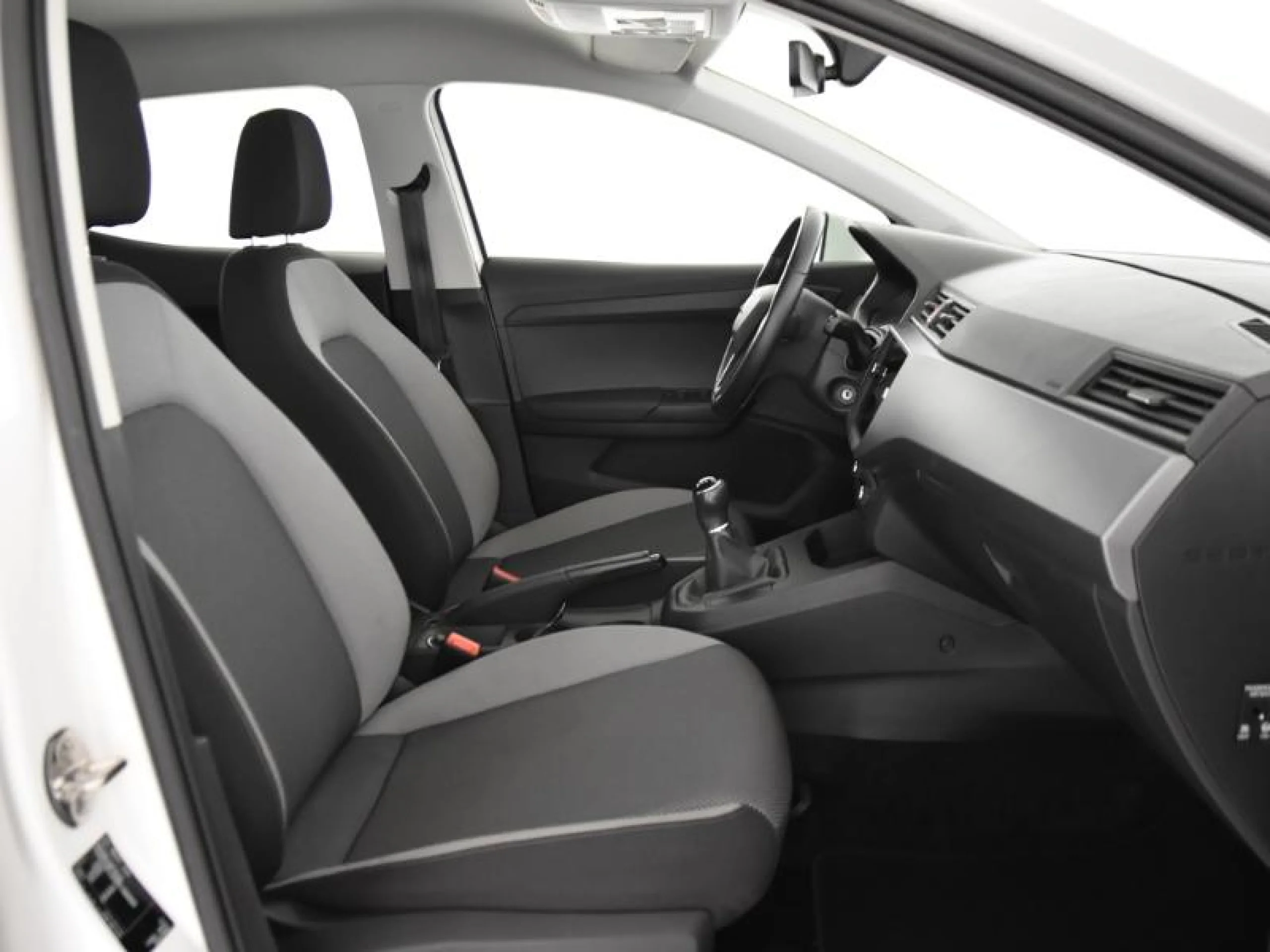 SEAT IBIZA 1.0 MPI 59KW (80CV) STYLE - Foto 5