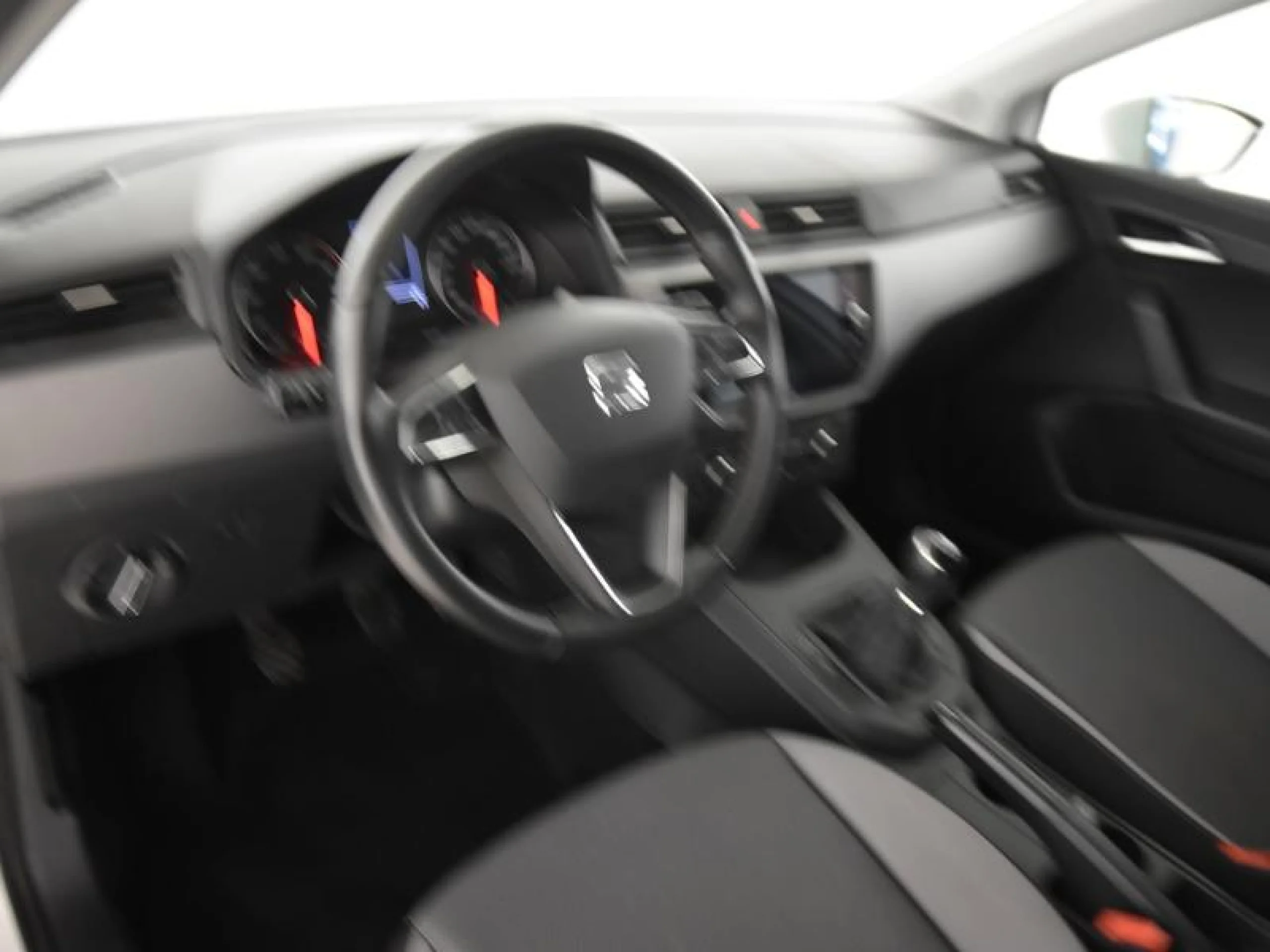 SEAT IBIZA 1.0 MPI 59KW (80CV) STYLE - Foto 9