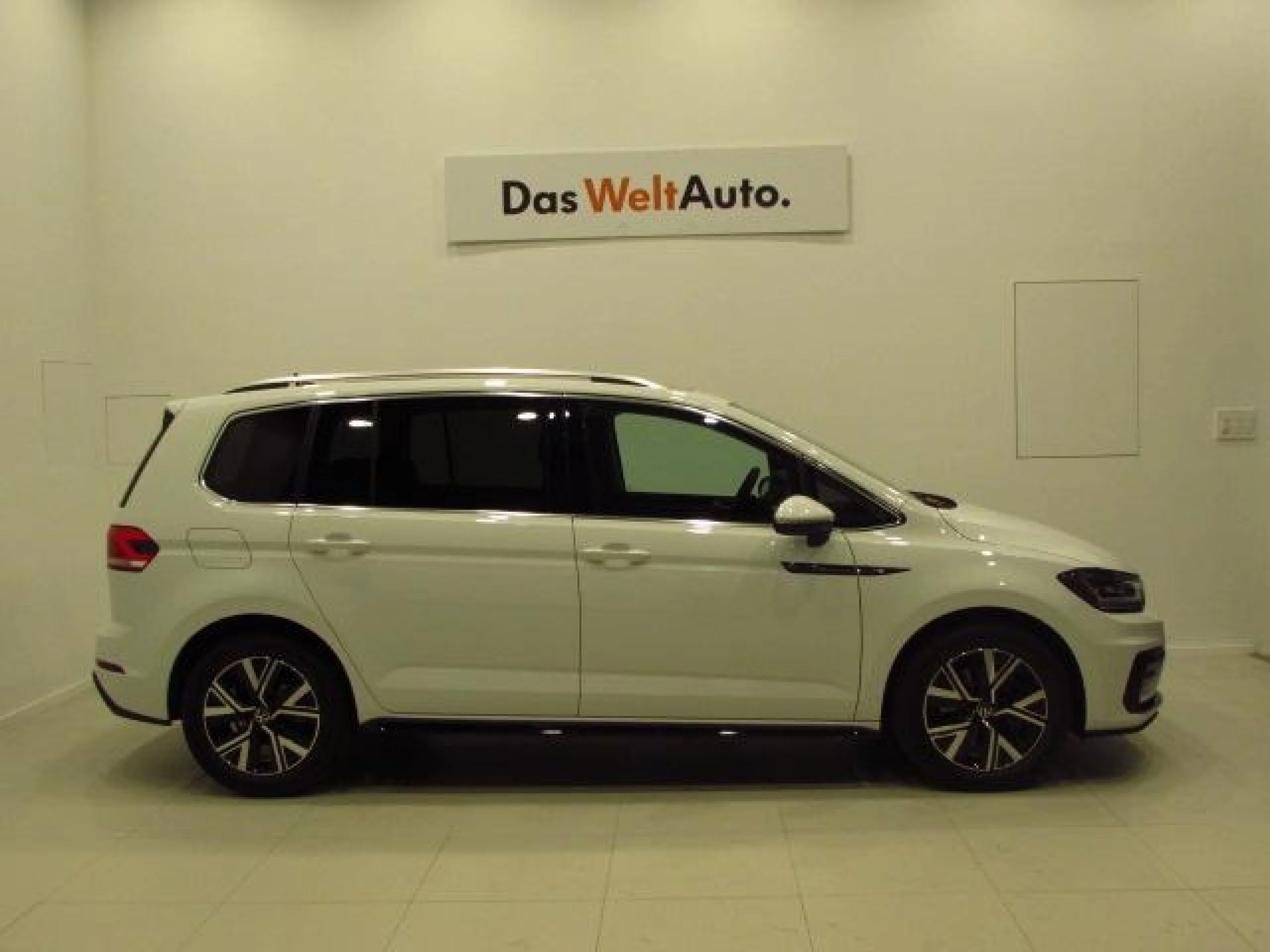 VOLKSWAGEN TOURAN TOURAN R LINE 2.0 TDI 110 KW (150 CV)  AUTOM TICO DSG 7 VEL. - Foto 3