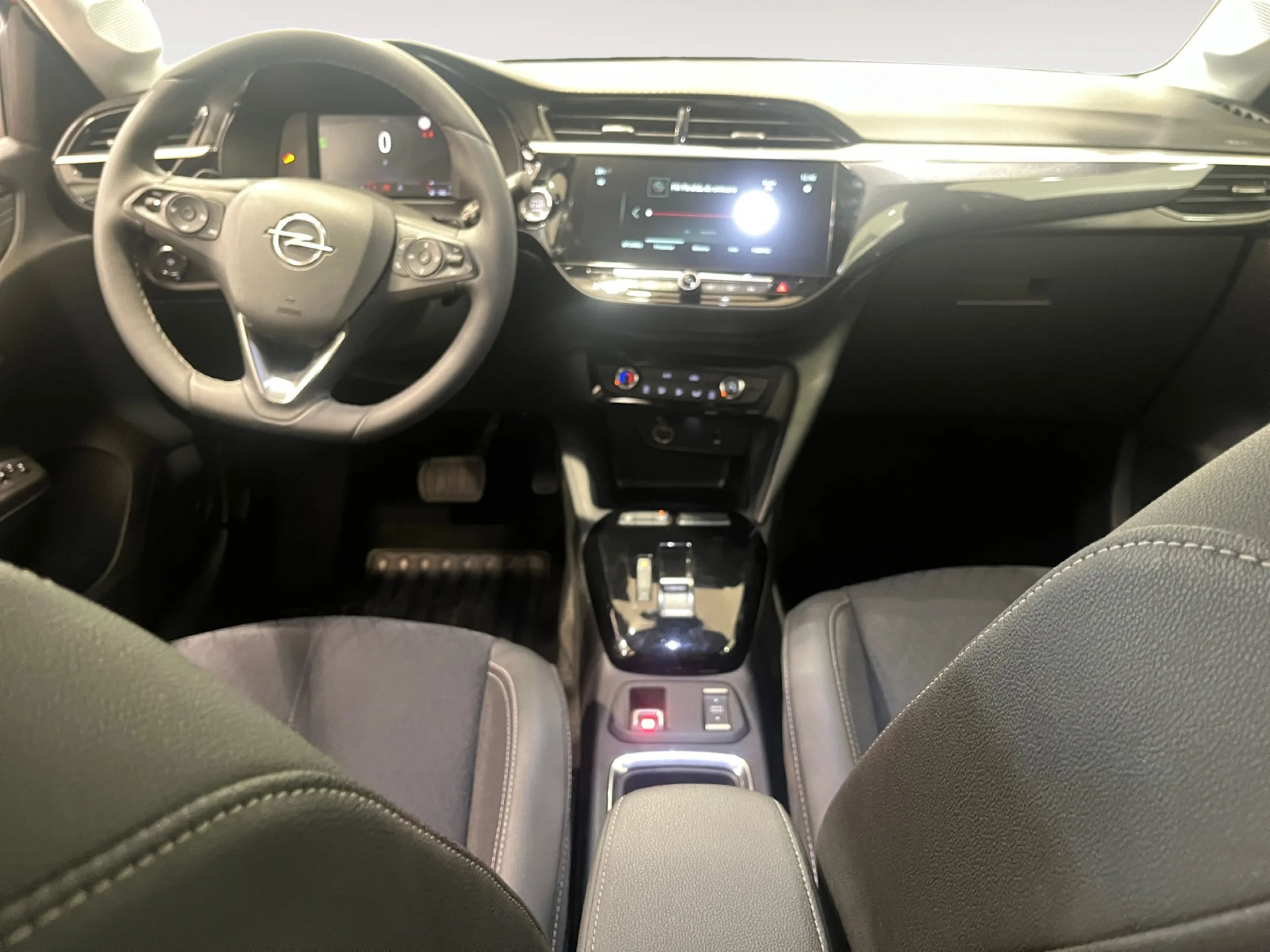 OPEL CORSA 1.2T XHL 74KW (100CV) ELEGANCE AUTO - Foto 4