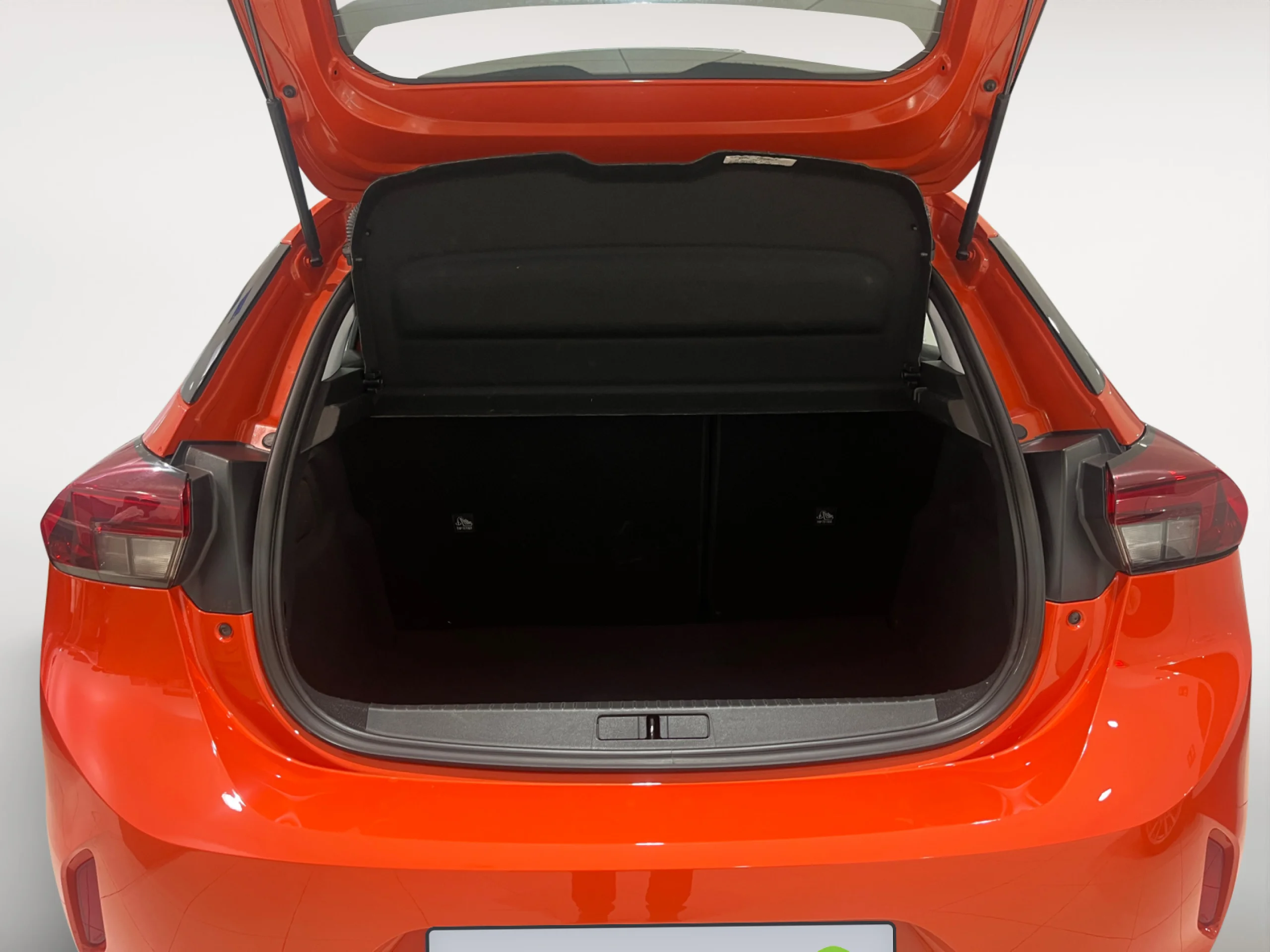 OPEL CORSA 1.2T XHL 74KW (100CV) ELEGANCE AUTO - Foto 8