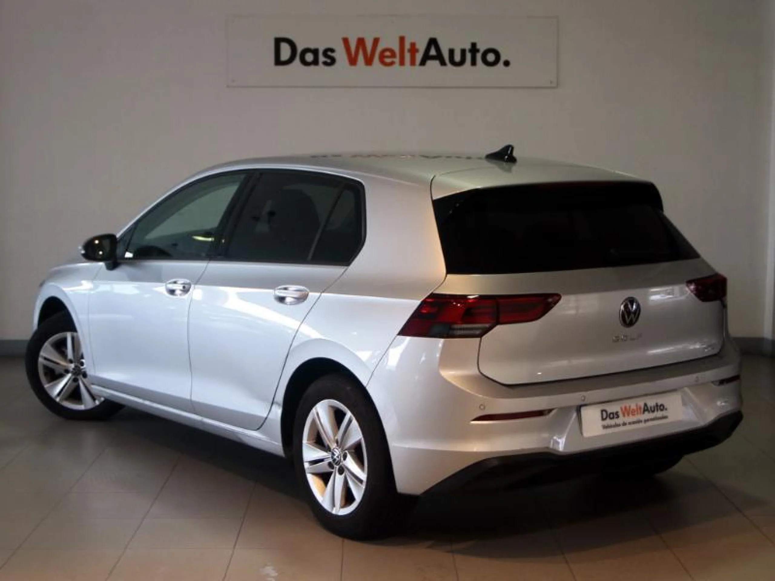 VOLKSWAGEN GOLF LIFE 1.0 ETSI 81KW (110CV) DSG - Foto 2