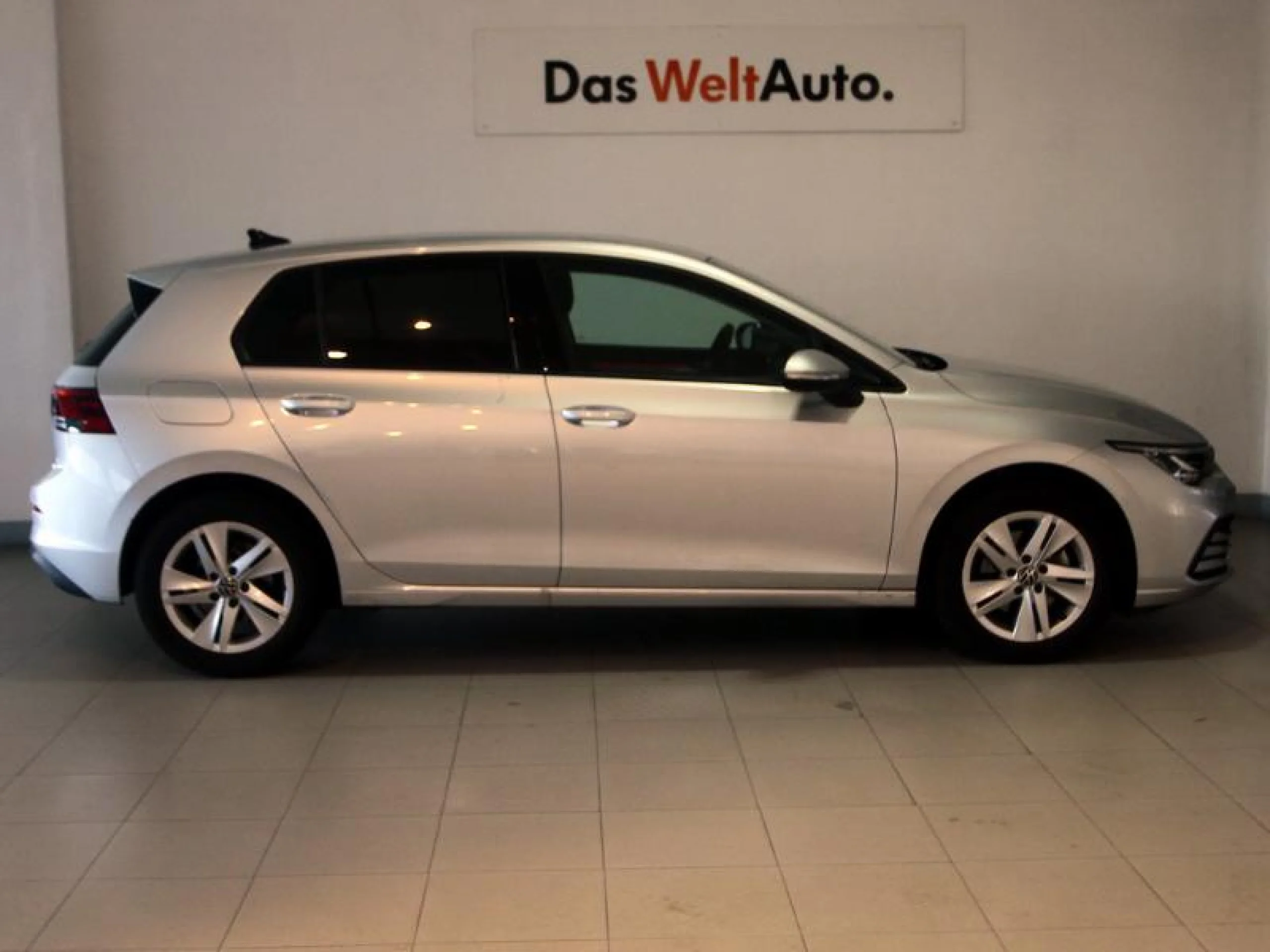 VOLKSWAGEN GOLF LIFE 1.0 ETSI 81KW (110CV) DSG - Foto 3
