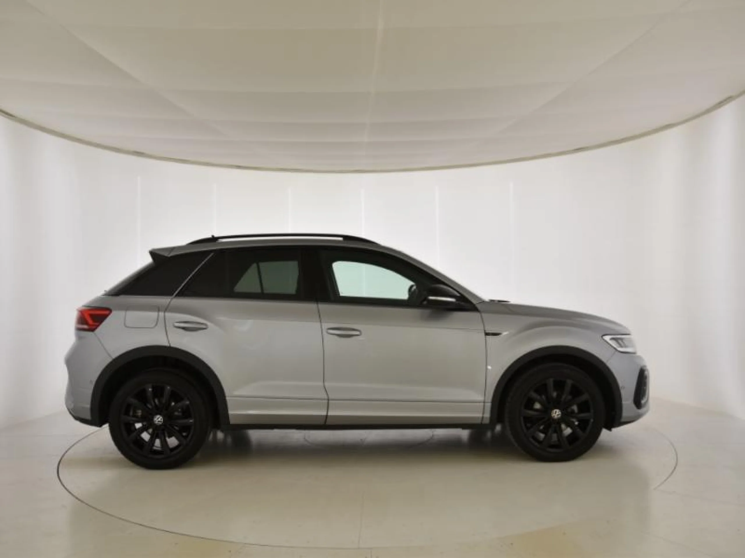 VOLKSWAGEN T ROC R LINE 1.5 TSI 110KW (150CV) - Foto 3