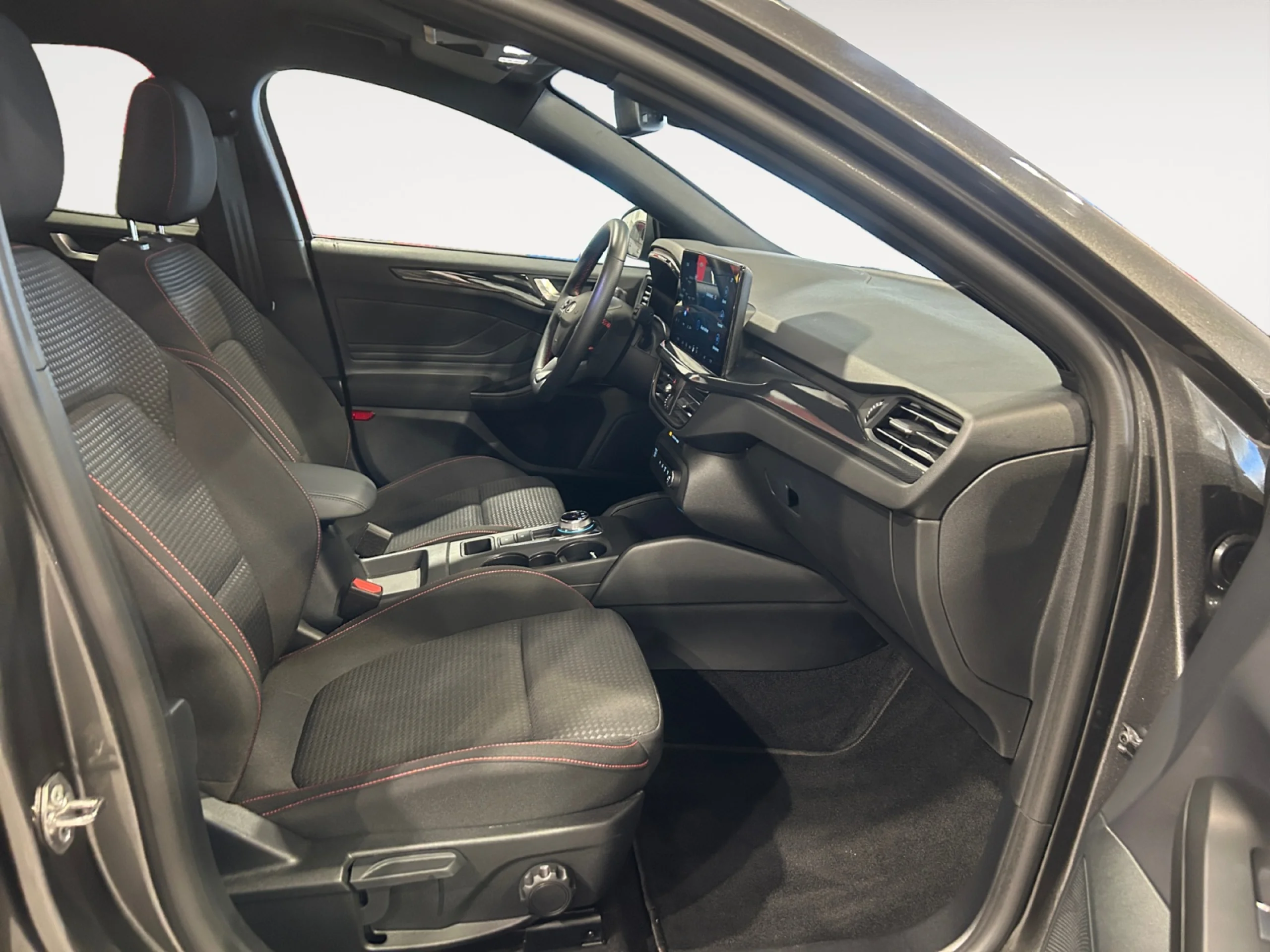 FORD FOCUS ST LINE X 1.5 ECOBLUE 85KW (115CV) AUTO - Foto 5