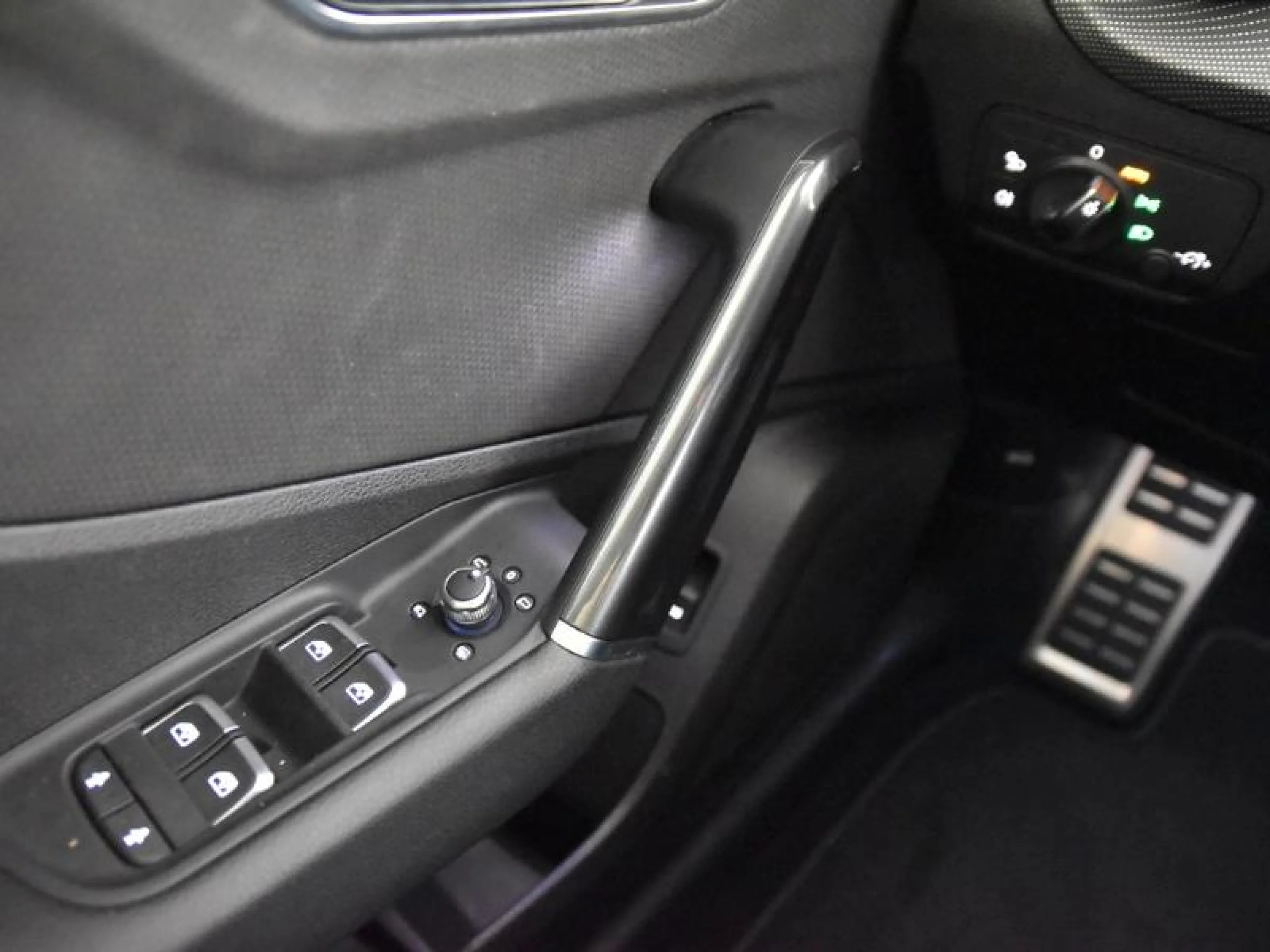 AUDI Q2 ADRENALIN BLACK ED 35 TDI 110KW S TRONIC - Foto 19