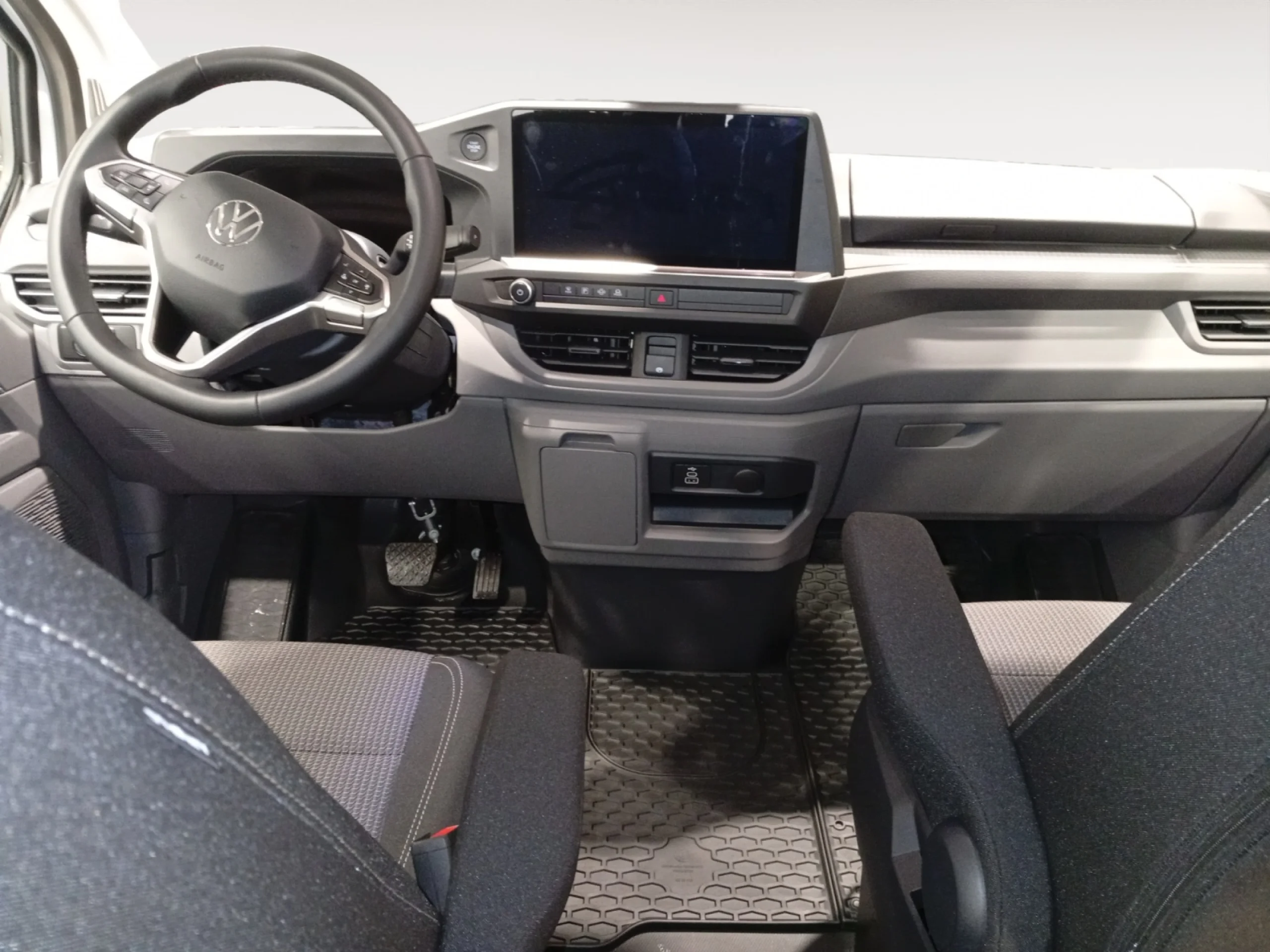 VW COMERCIALES CARAVELLE CARAVELLE   CARAVELLE  BATALLA CORTA  2.0 TDI 110 KW (150 CV) AUT 8 VEL. - Foto 4