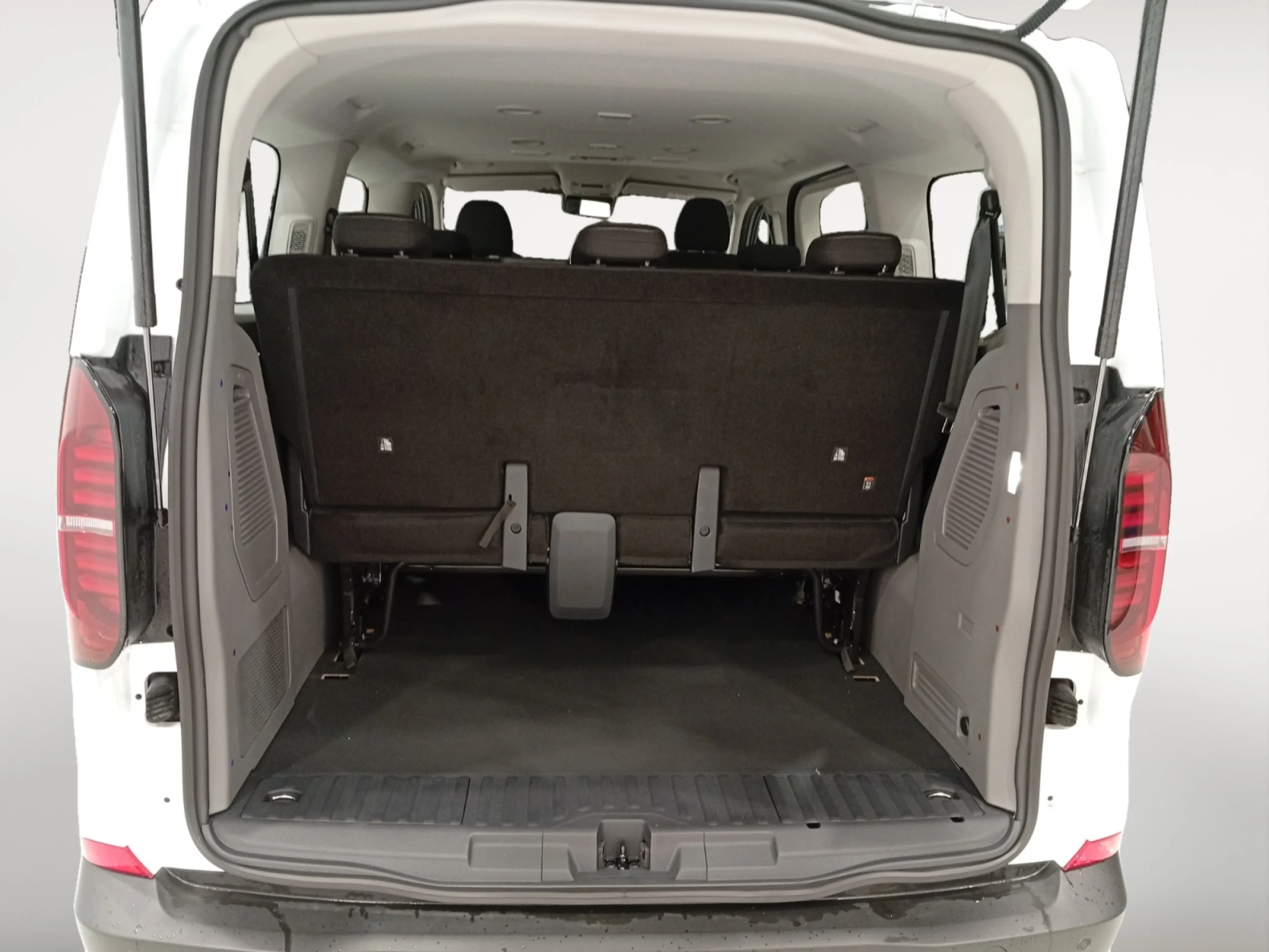 VW COMERCIALES CARAVELLE CARAVELLE   CARAVELLE  BATALLA CORTA  2.0 TDI 110 KW (150 CV) AUT 8 VEL. - Foto 7