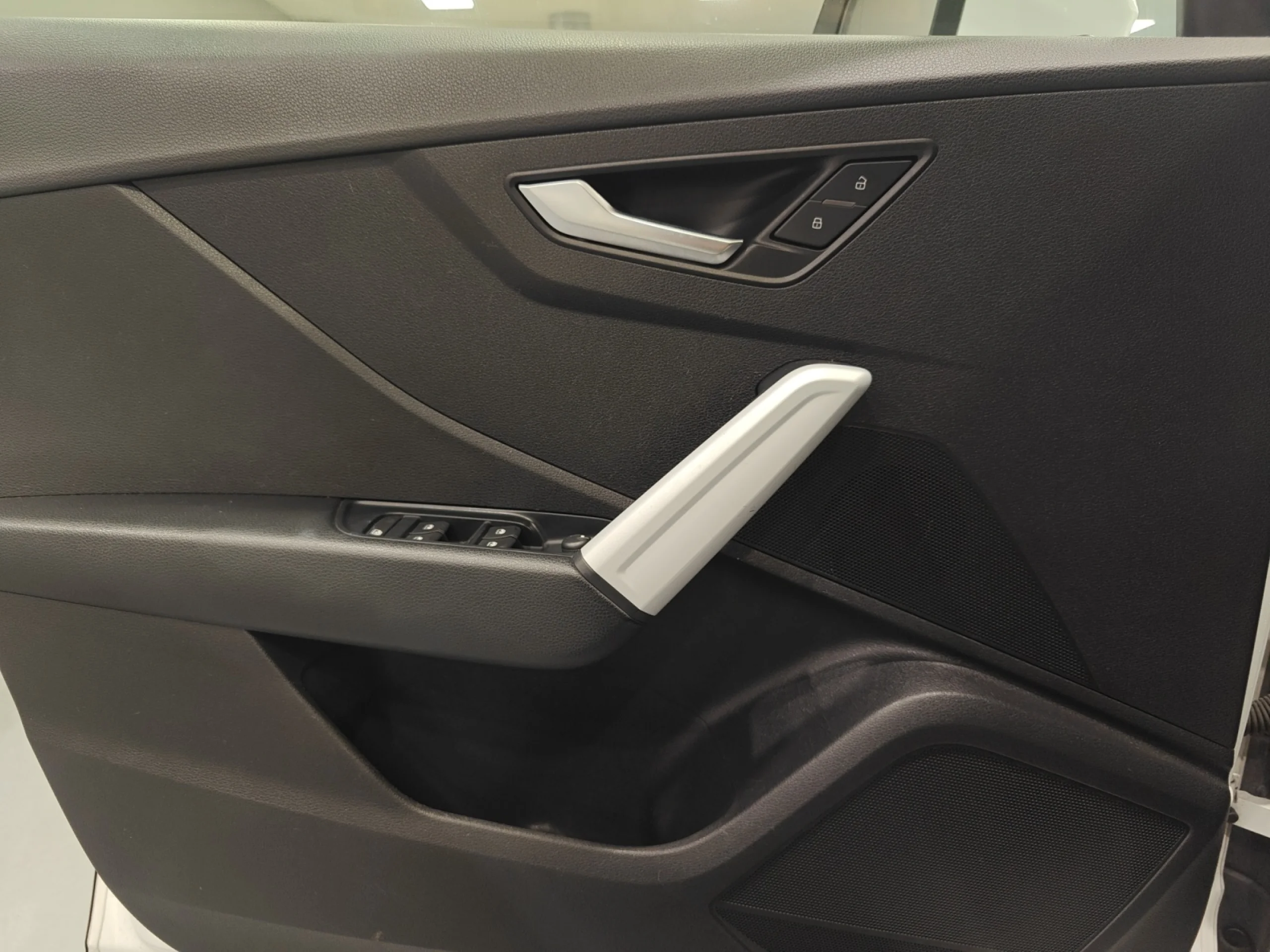 AUDI Q2 DESIGN 35 TDI 110KW (150CV) S TRONIC - Foto 13