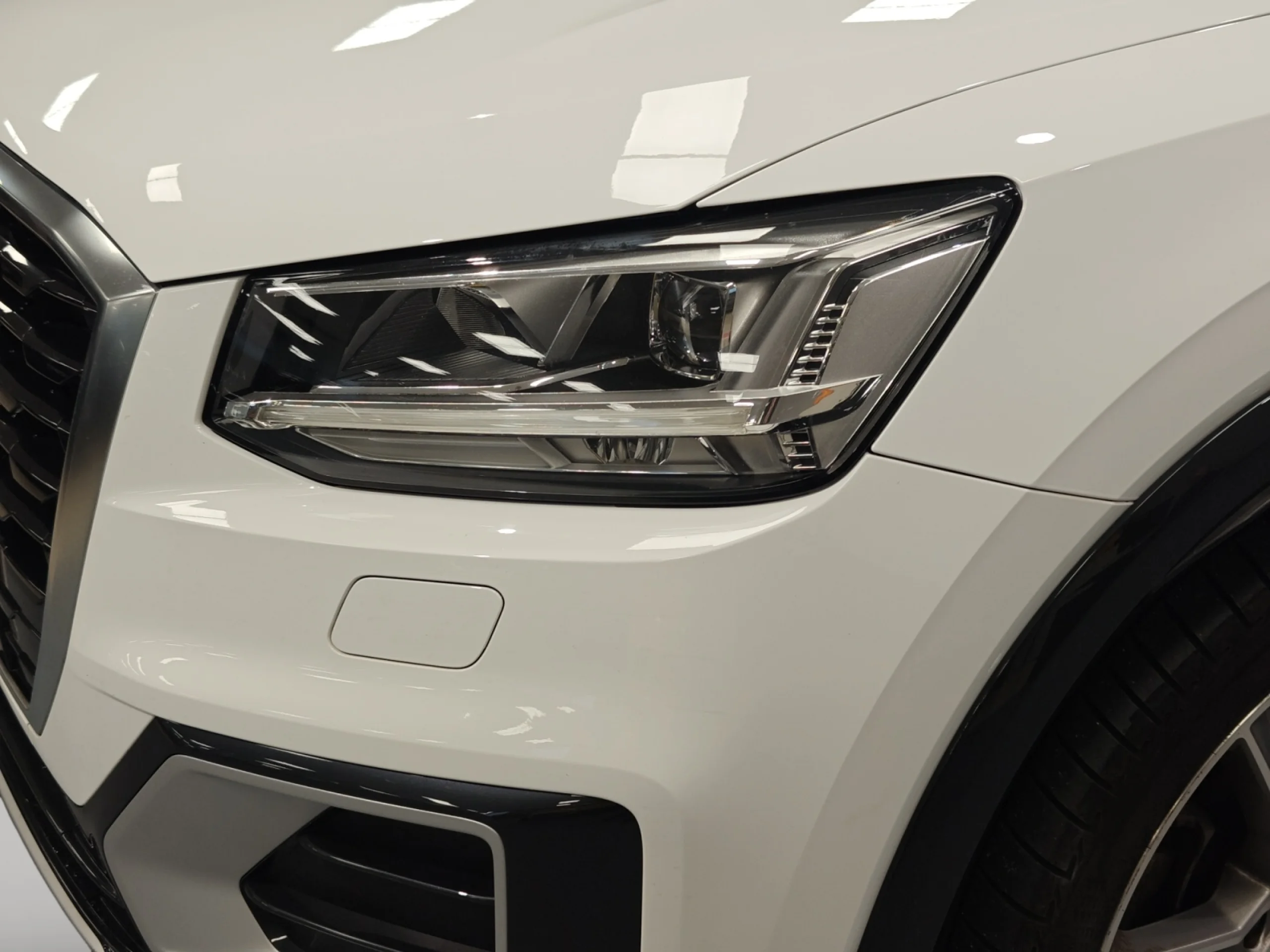 AUDI Q2 DESIGN 35 TDI 110KW (150CV) S TRONIC - Foto 22