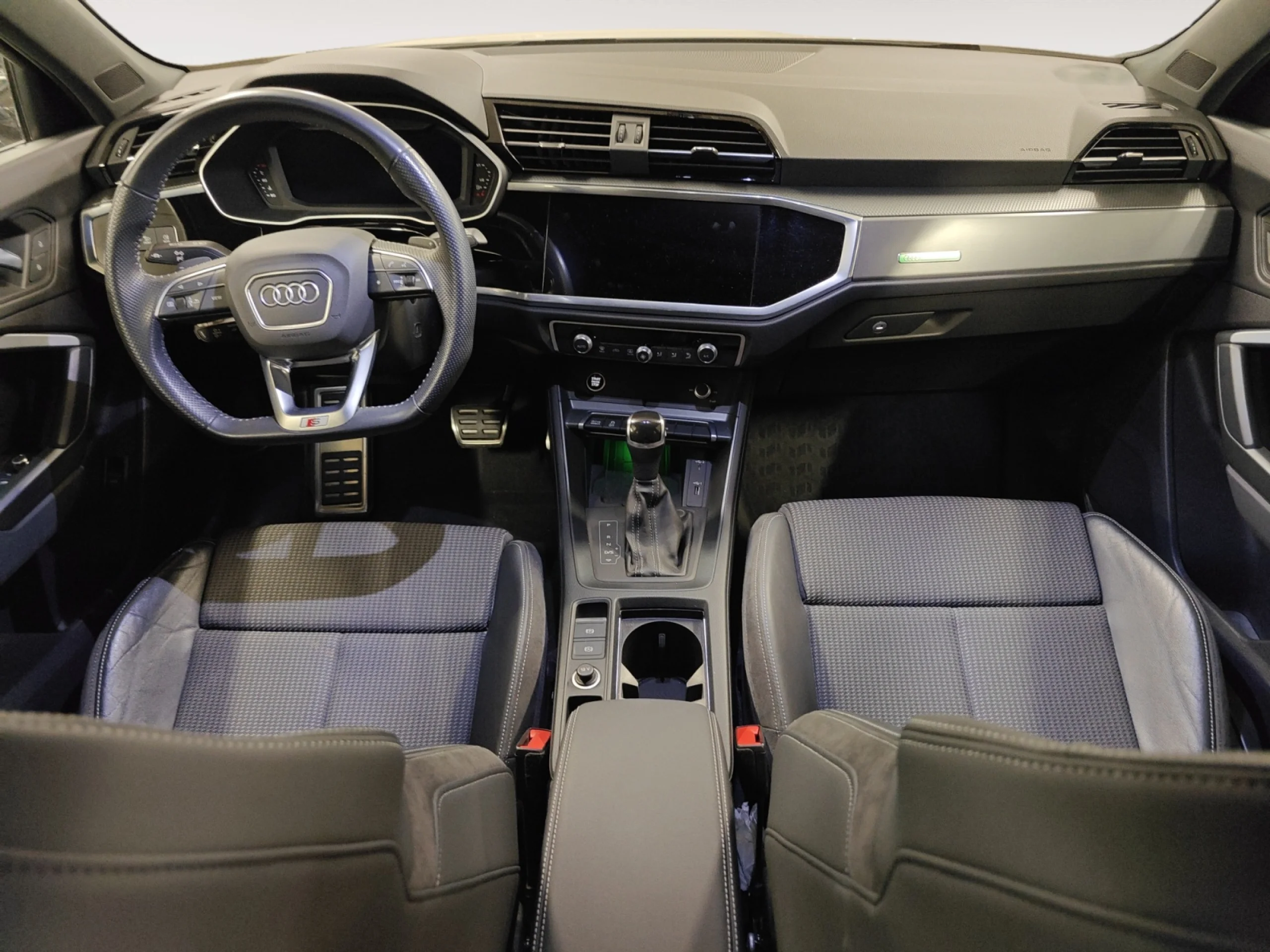 AUDI Q3 S LINE 35 TDI 110KW (150CV) S TRONIC - Foto 4