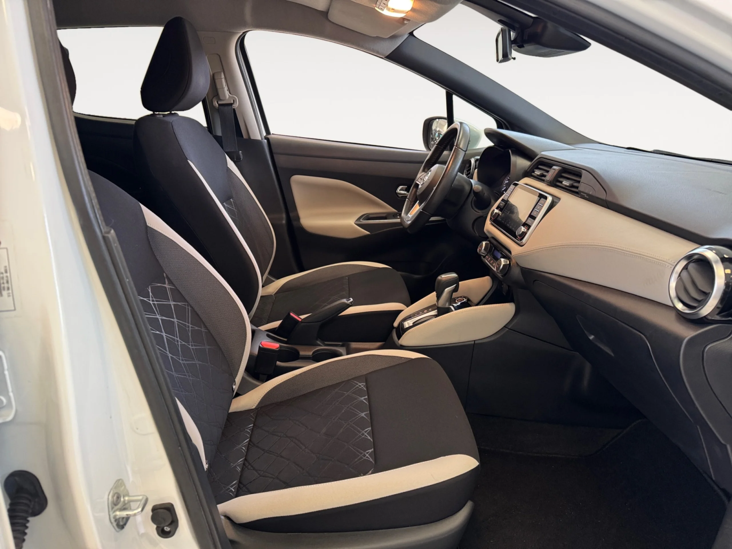 NISSAN MICRA IG T 74 KW (100 CV) E6D CVT N TEC - Foto 5