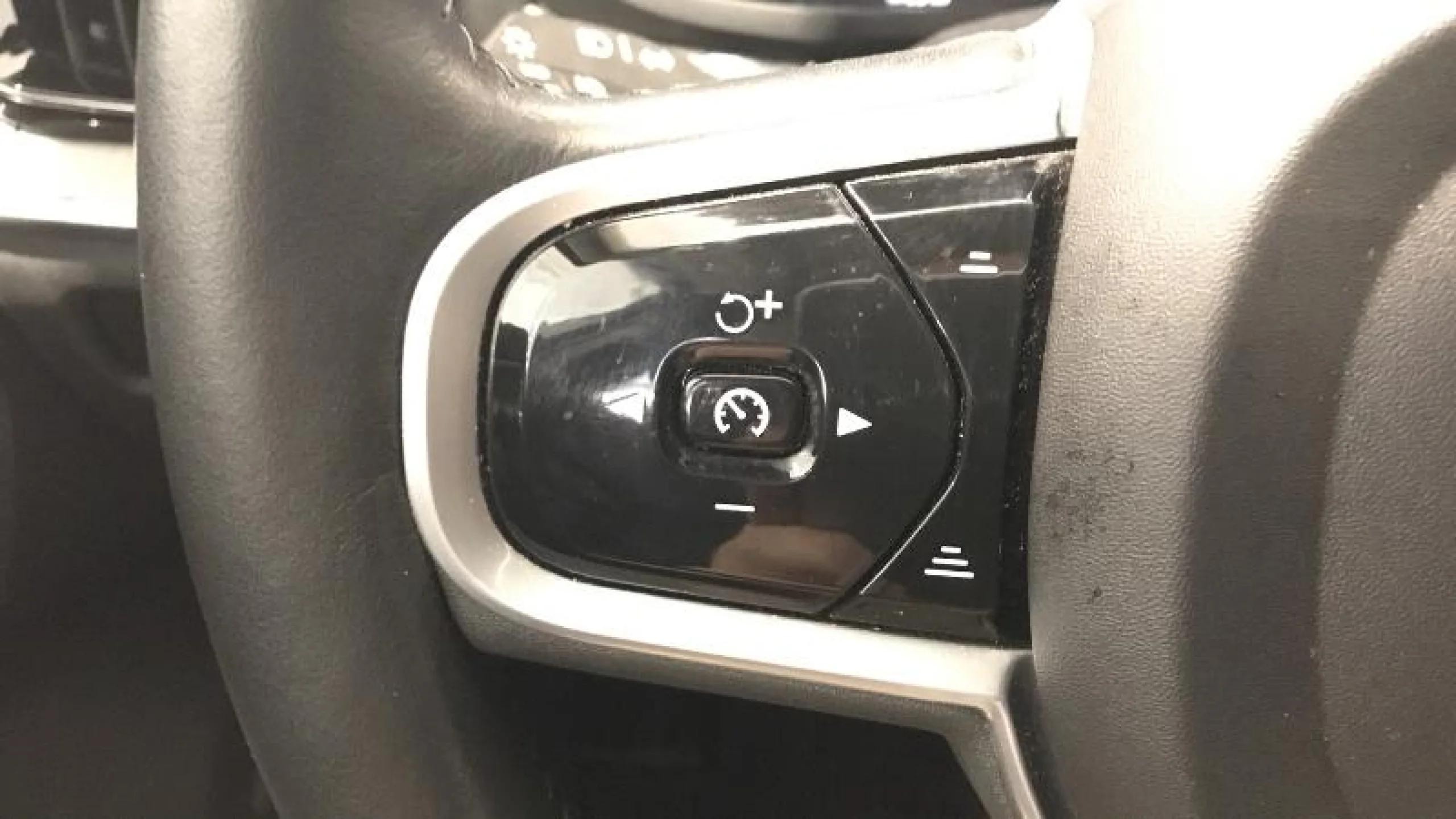 VOLVO V60 cross country 2.0 B4 (D) AWD CROSS COUNTRY PRO AUTO - Foto 17