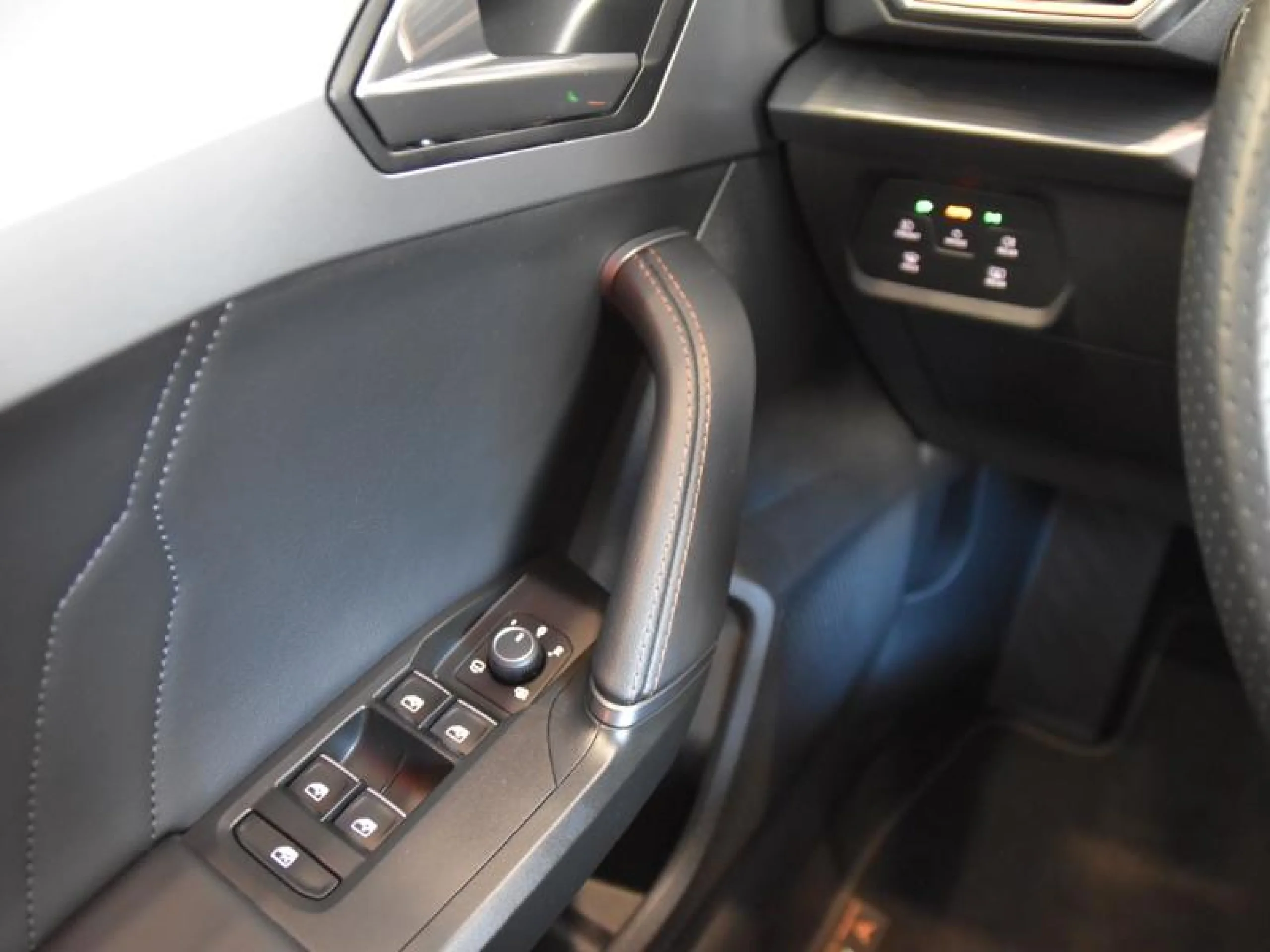 CUPRA FORMENTOR 2.0 TDI 110KW (150 CV) - Foto 17