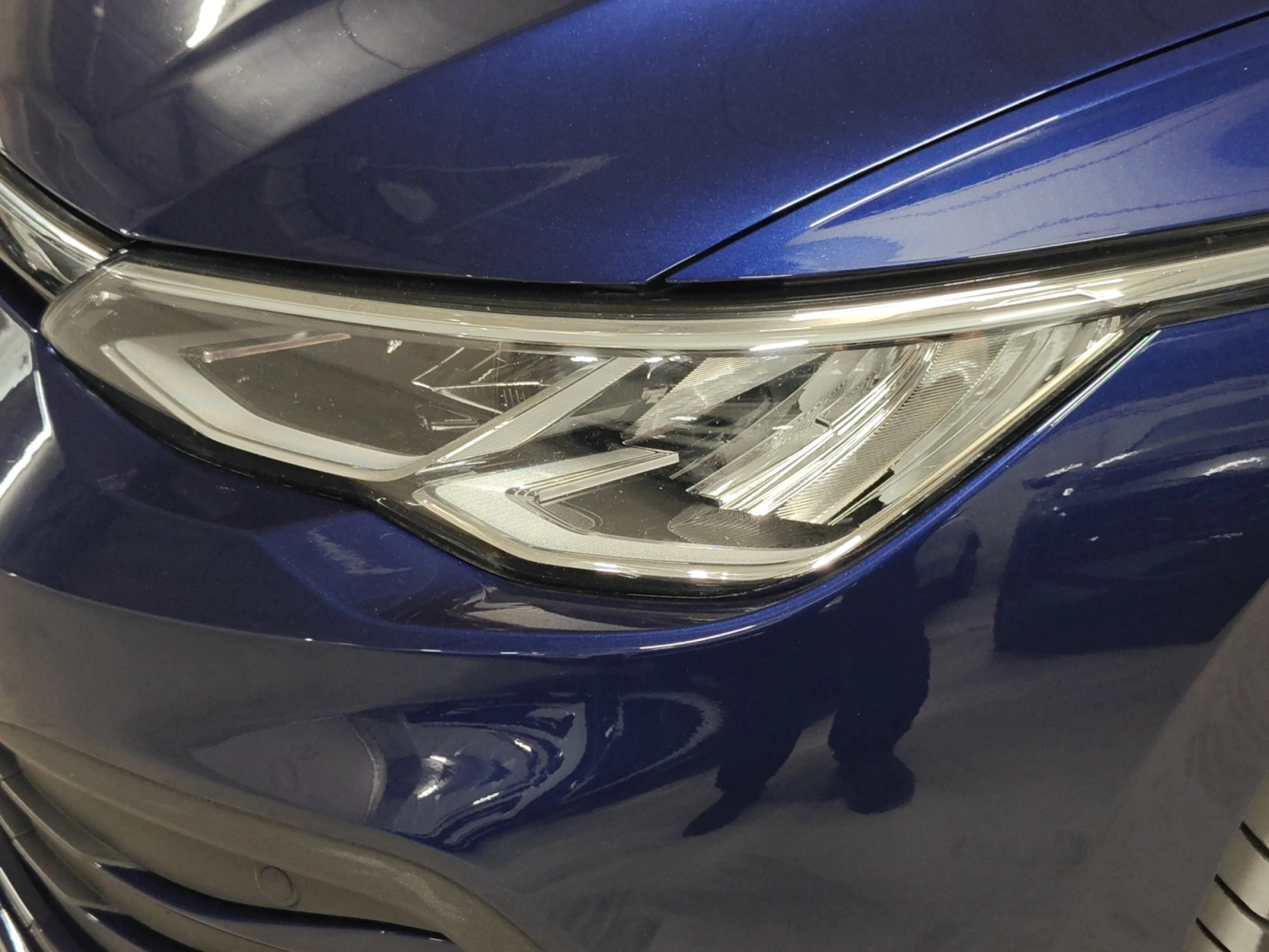 VOLKSWAGEN GOLF 2.0 TDI 85KW (115CV) - Foto 22
