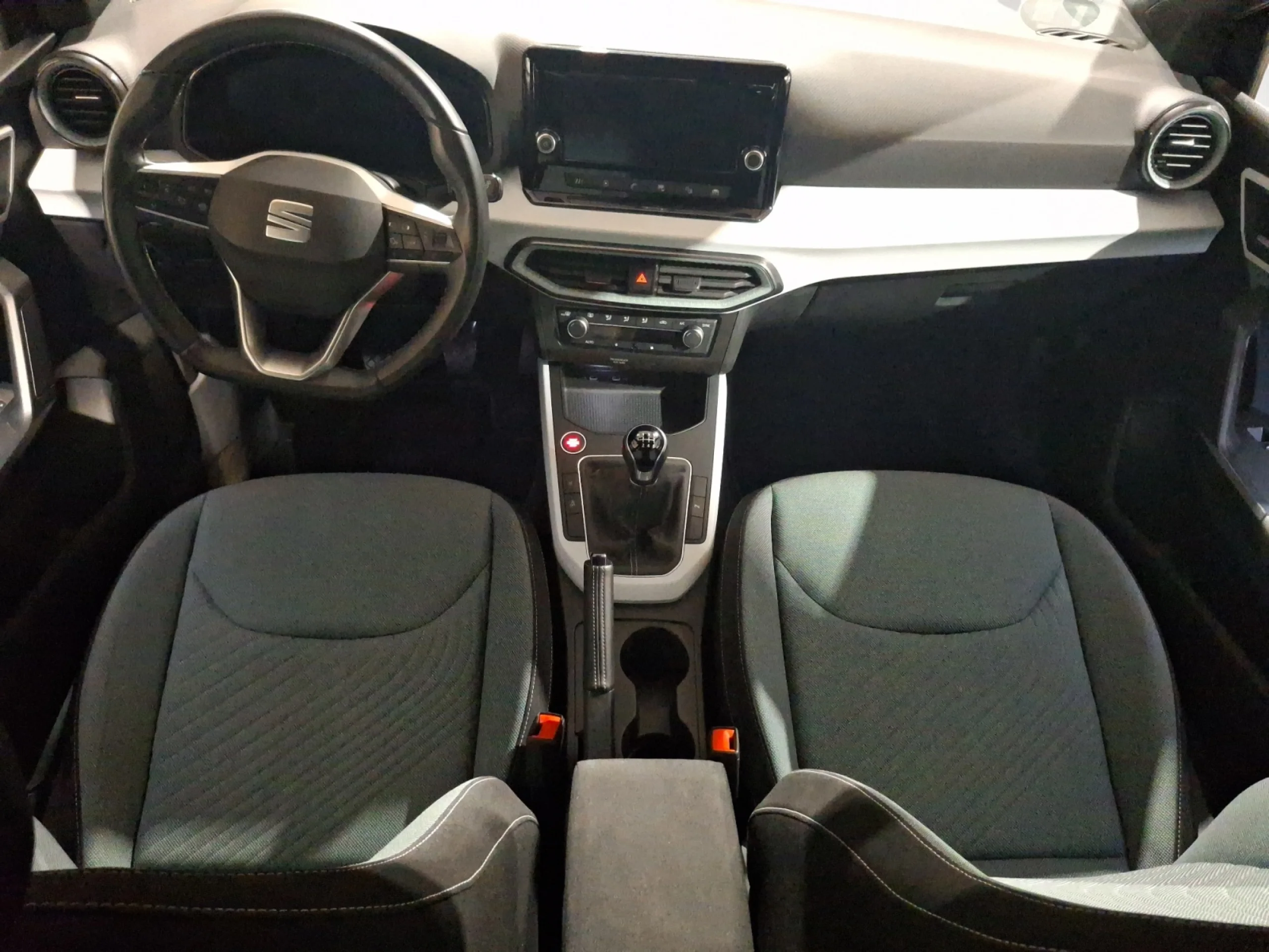 SEAT IBIZA 1.0 TSI 81KW (110CV) SPECIAL EDITION - Foto 4