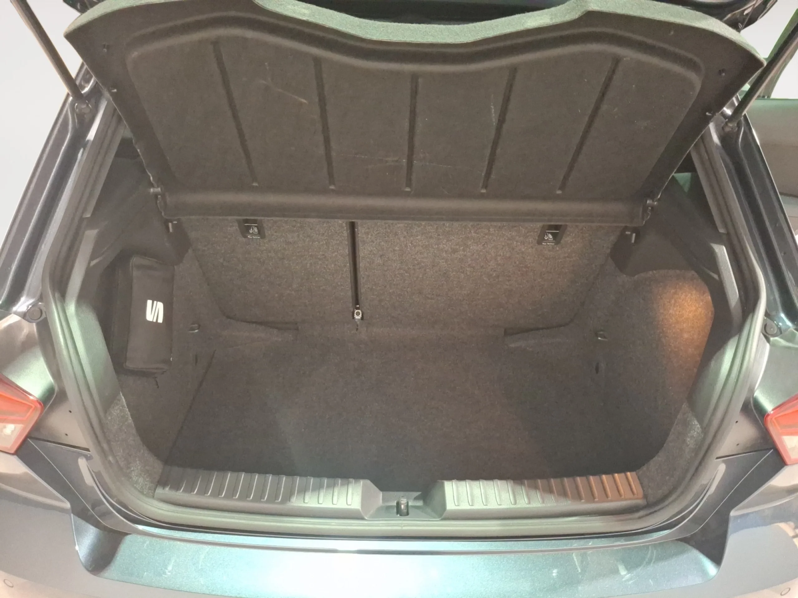 SEAT IBIZA 1.0 TSI 81KW (110CV) SPECIAL EDITION - Foto 8