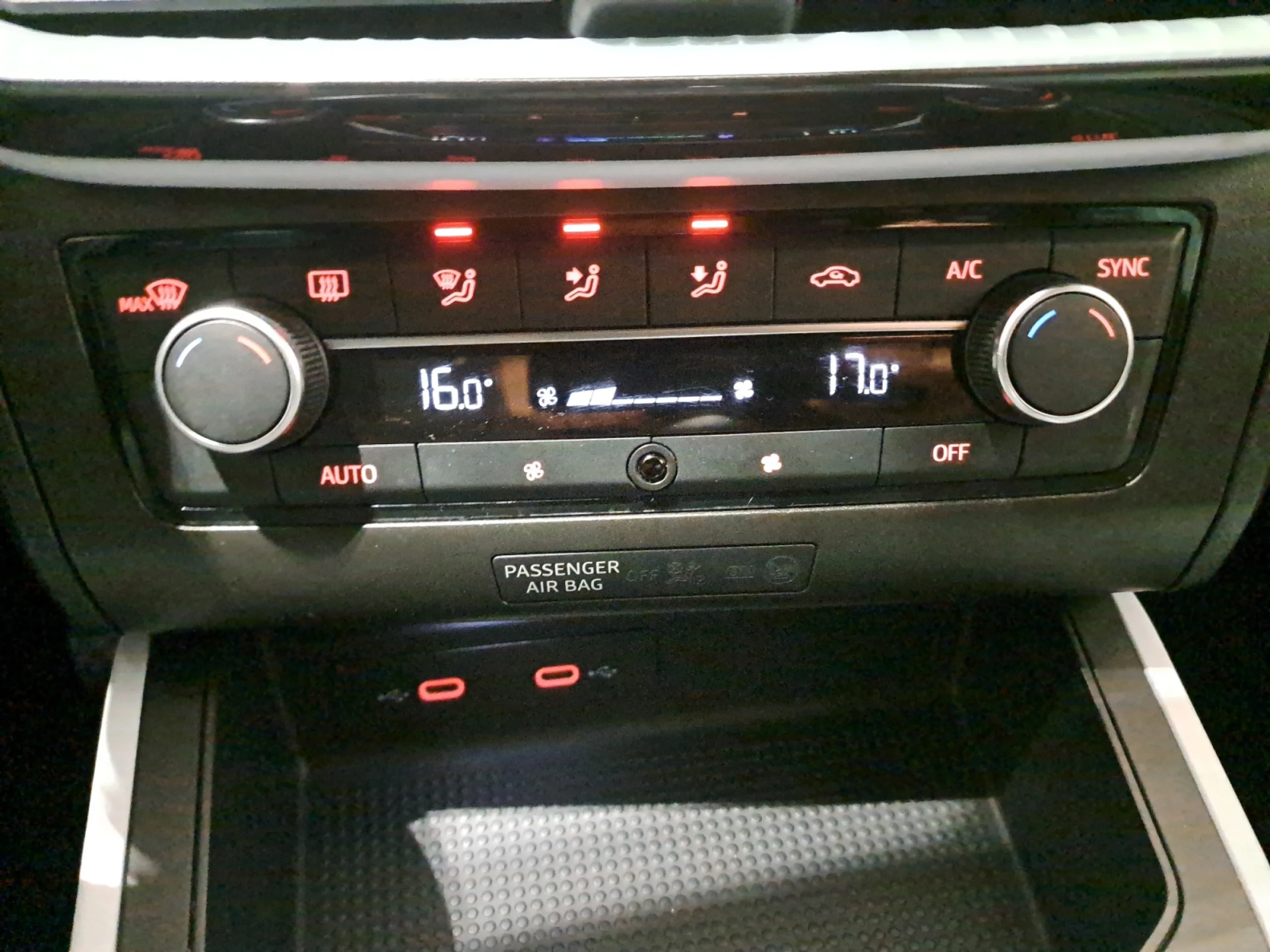 SEAT IBIZA 1.0 TSI 81KW (110CV) SPECIAL EDITION - Foto 13