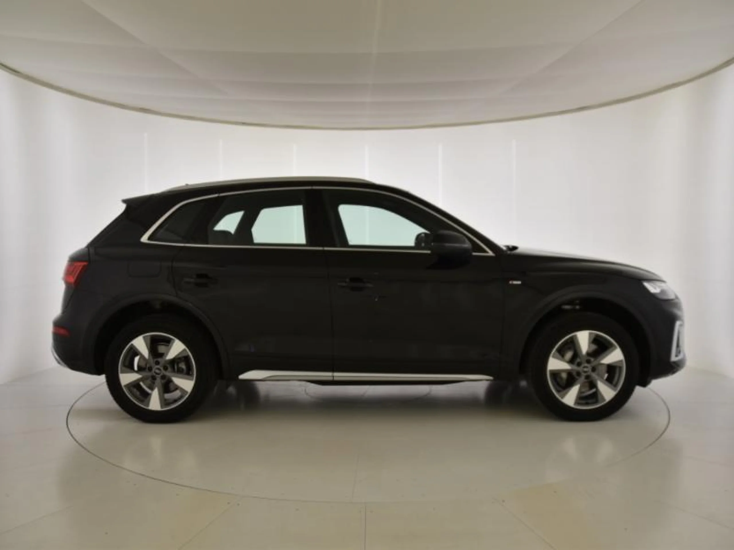 AUDI Q5 S LINE 50 TFSI E QUATTRO ULTRA - Foto 3