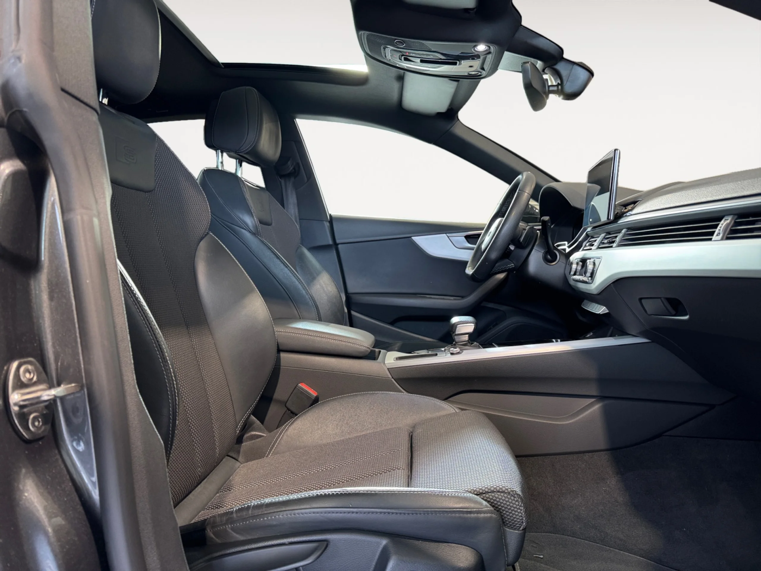 AUDI A5 BLACK LINE 40 TDI S TRONIC SPORTBACK - Foto 5