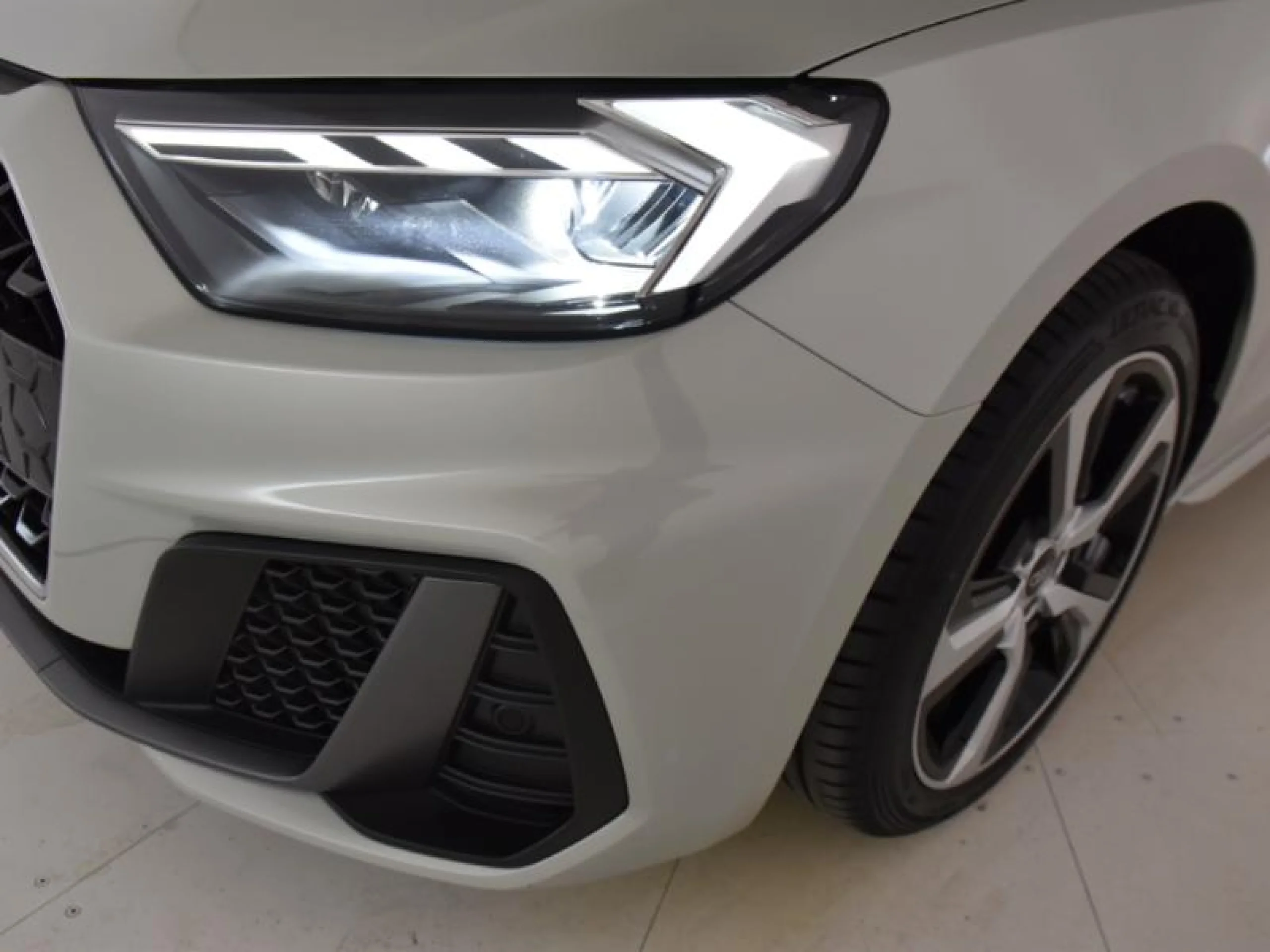 AUDI A1 SPORTBACK ADRENALIN 30 TFSI 81KW S TRON - Foto 19