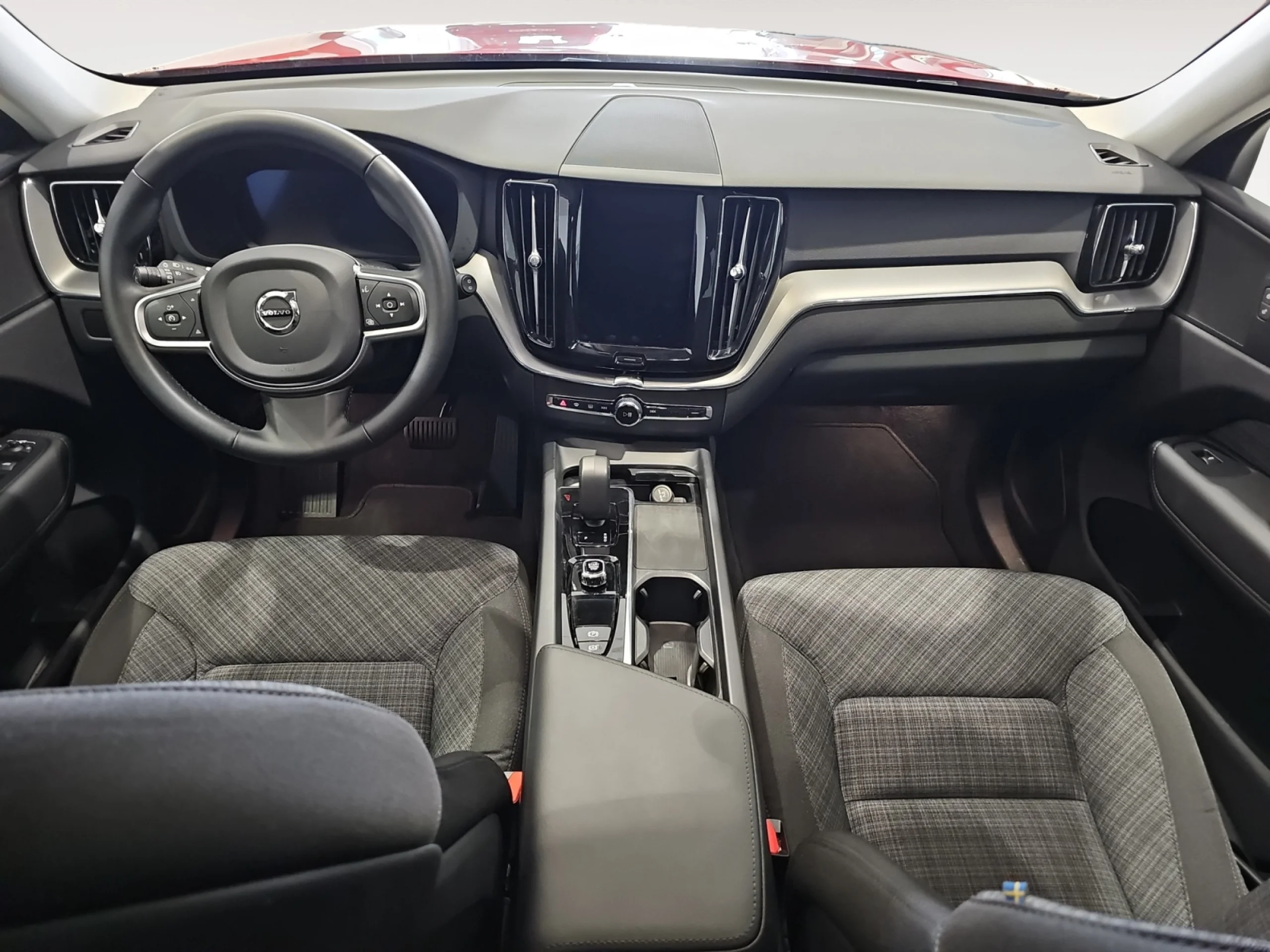 VOLVO XC60 2.0 T6 AWD RECHARGE CORE AUTO - Foto 4