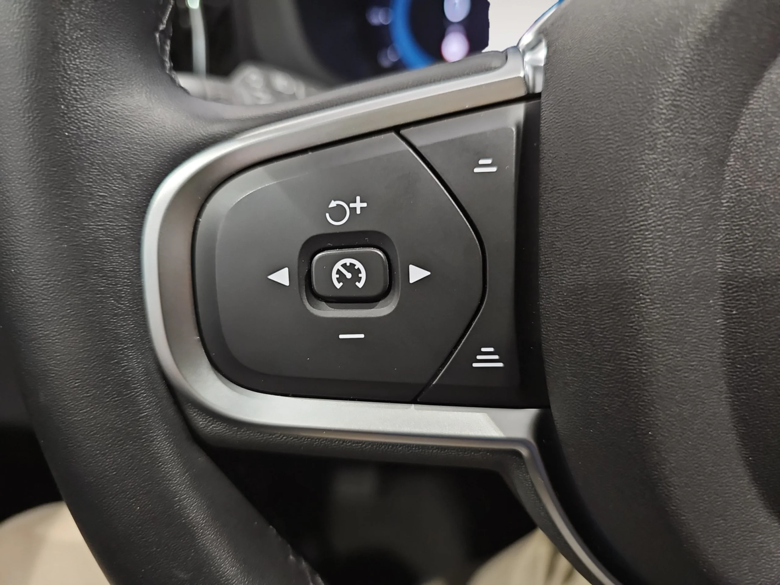 VOLVO XC60 2.0 T6 AWD RECHARGE CORE AUTO - Foto 12