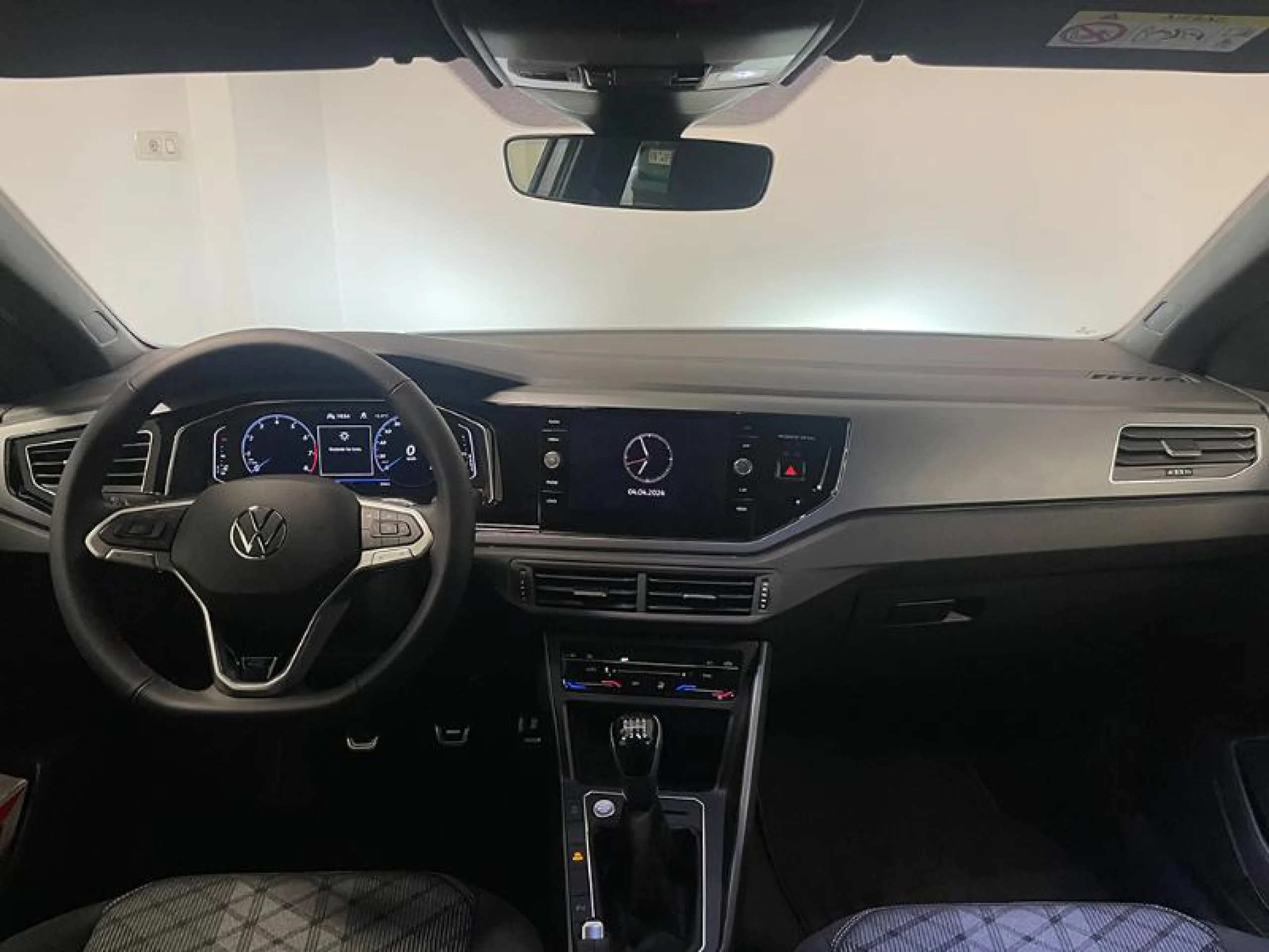 VOLKSWAGEN TAIGO R LINE 1.0 TSI 81KW (110CV) - Foto 4