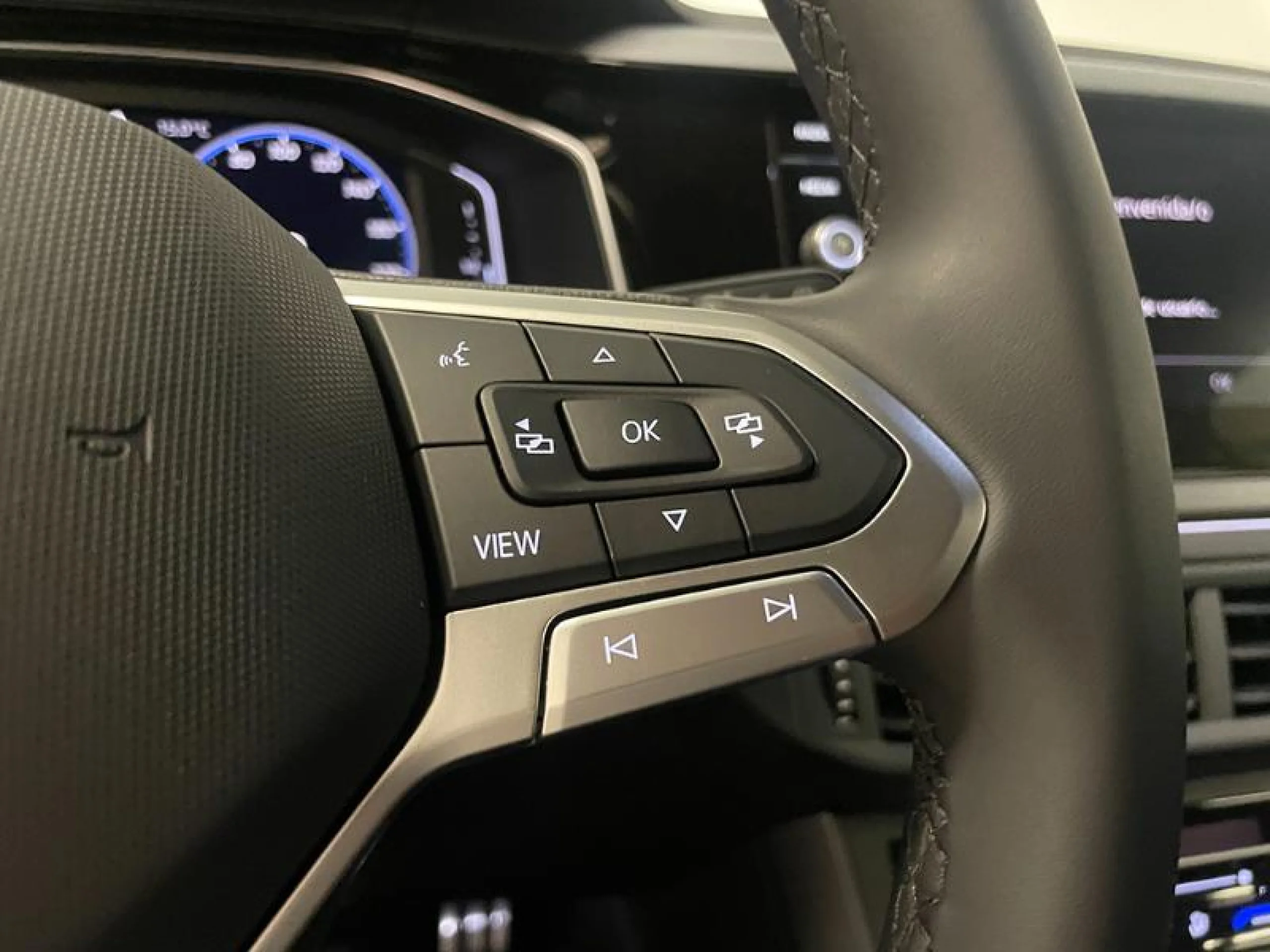 VOLKSWAGEN TAIGO R LINE 1.0 TSI 81KW (110CV) - Foto 14