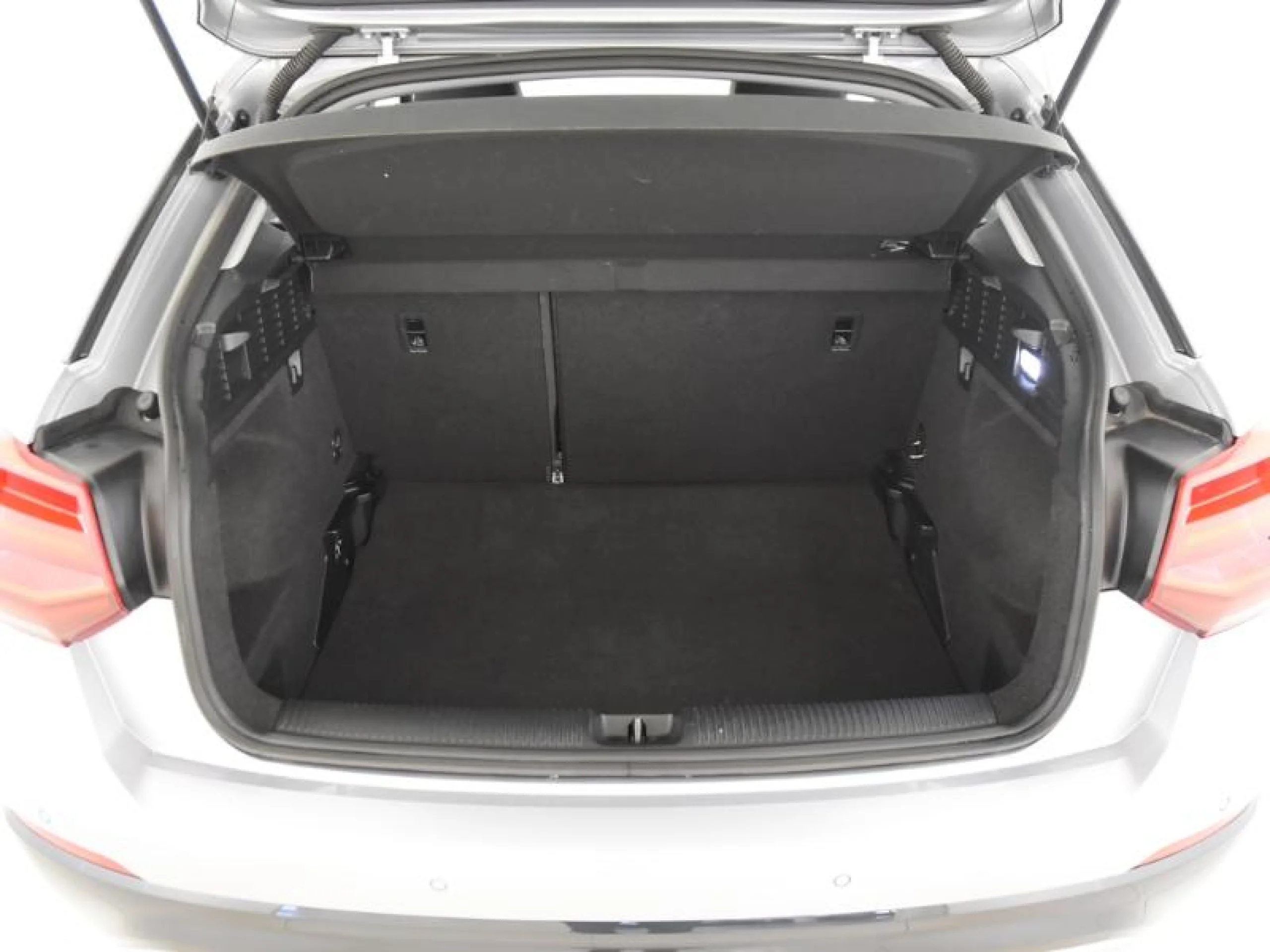 AUDI Q2 DESIGN 30 TDI 85KW (116CV) S TRONIC - Foto 7