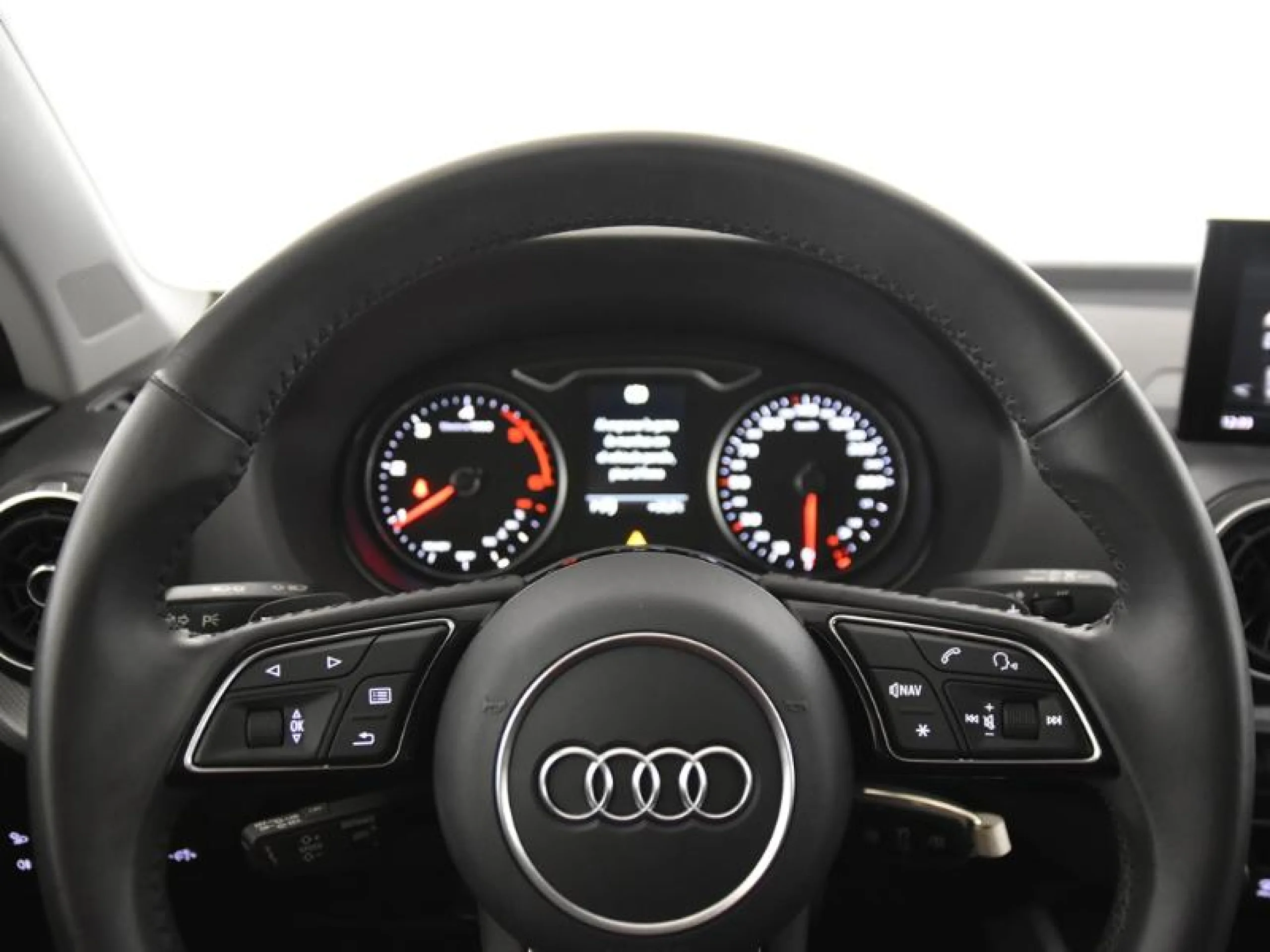 AUDI Q2 DESIGN 30 TDI 85KW (116CV) S TRONIC - Foto 12
