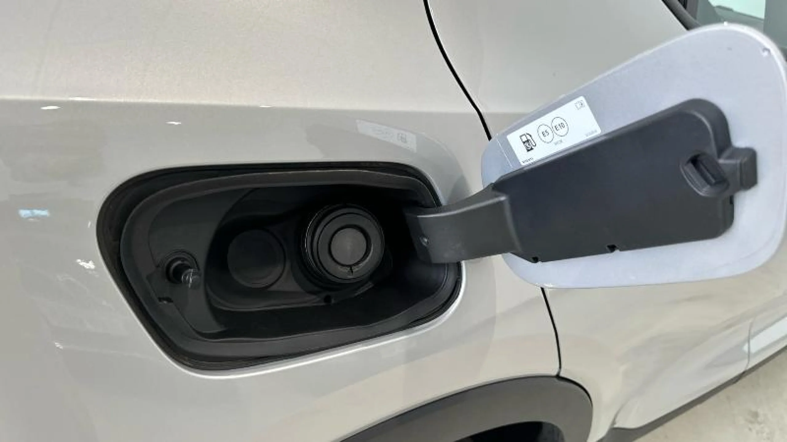VOLVO XC40 1.5 T2 CORE AUTO - Foto 20