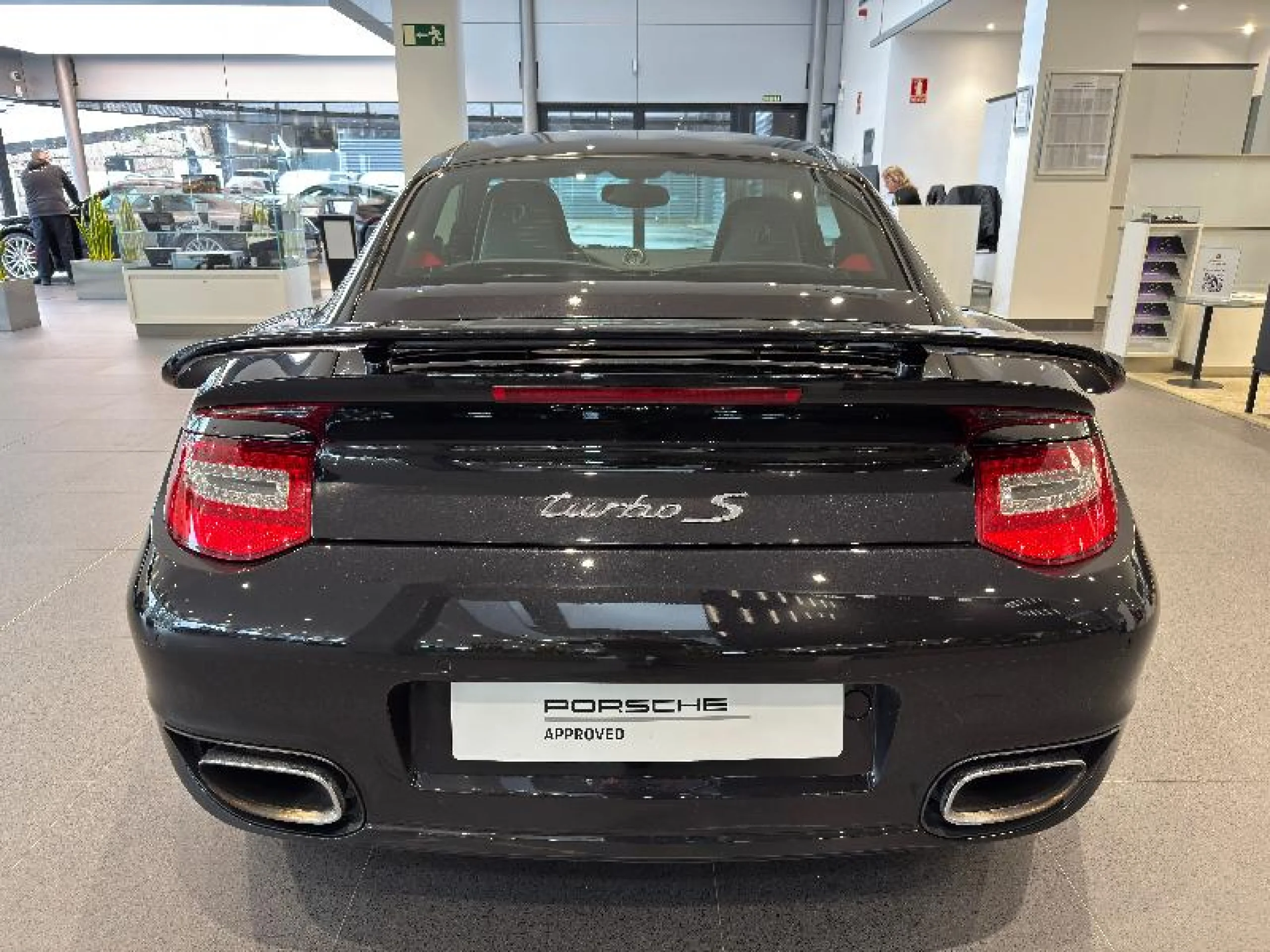 PORSCHE 911 TURBO S COUPÉ - Foto 4