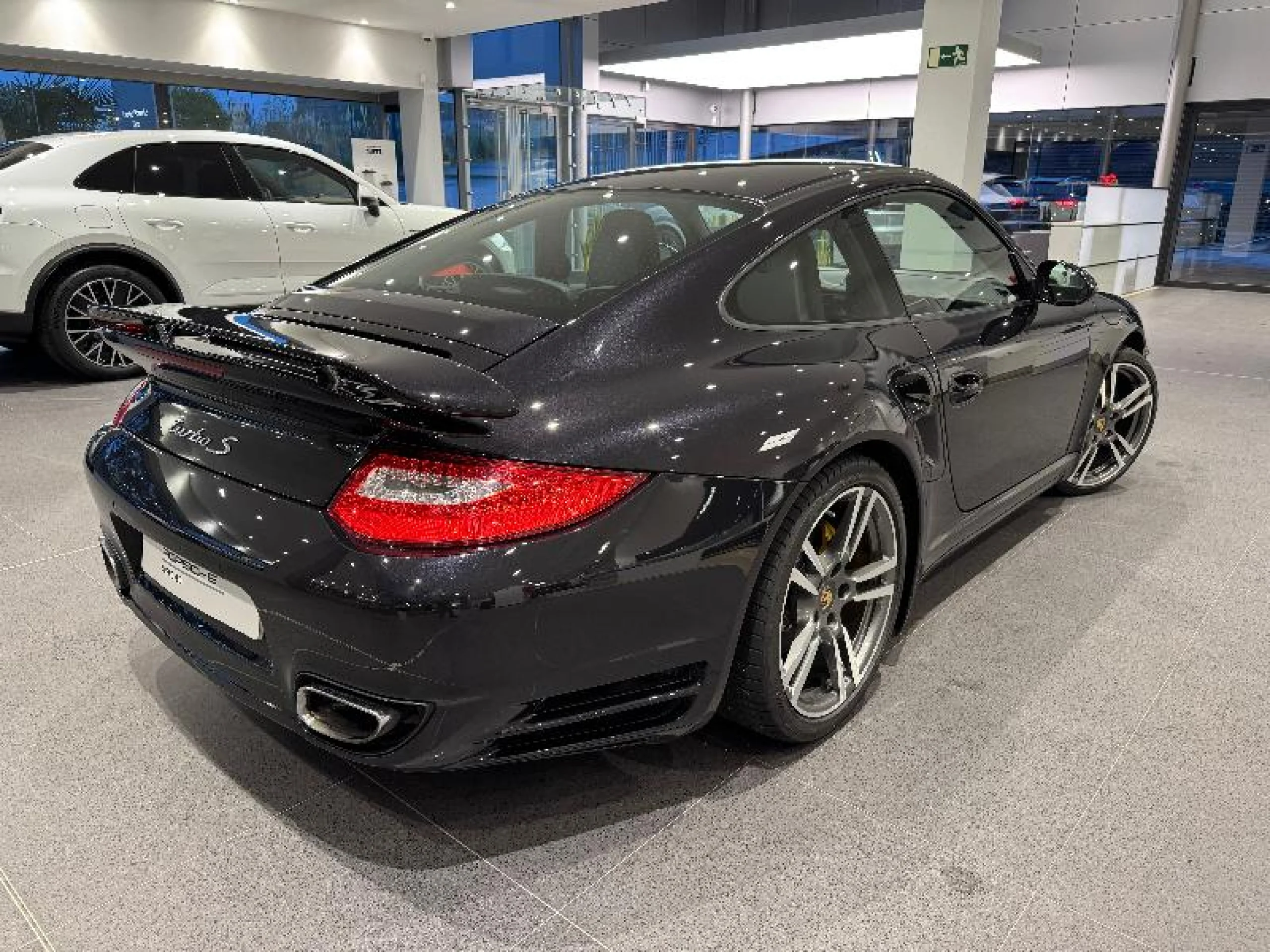 PORSCHE 911 TURBO S COUPÉ - Foto 5