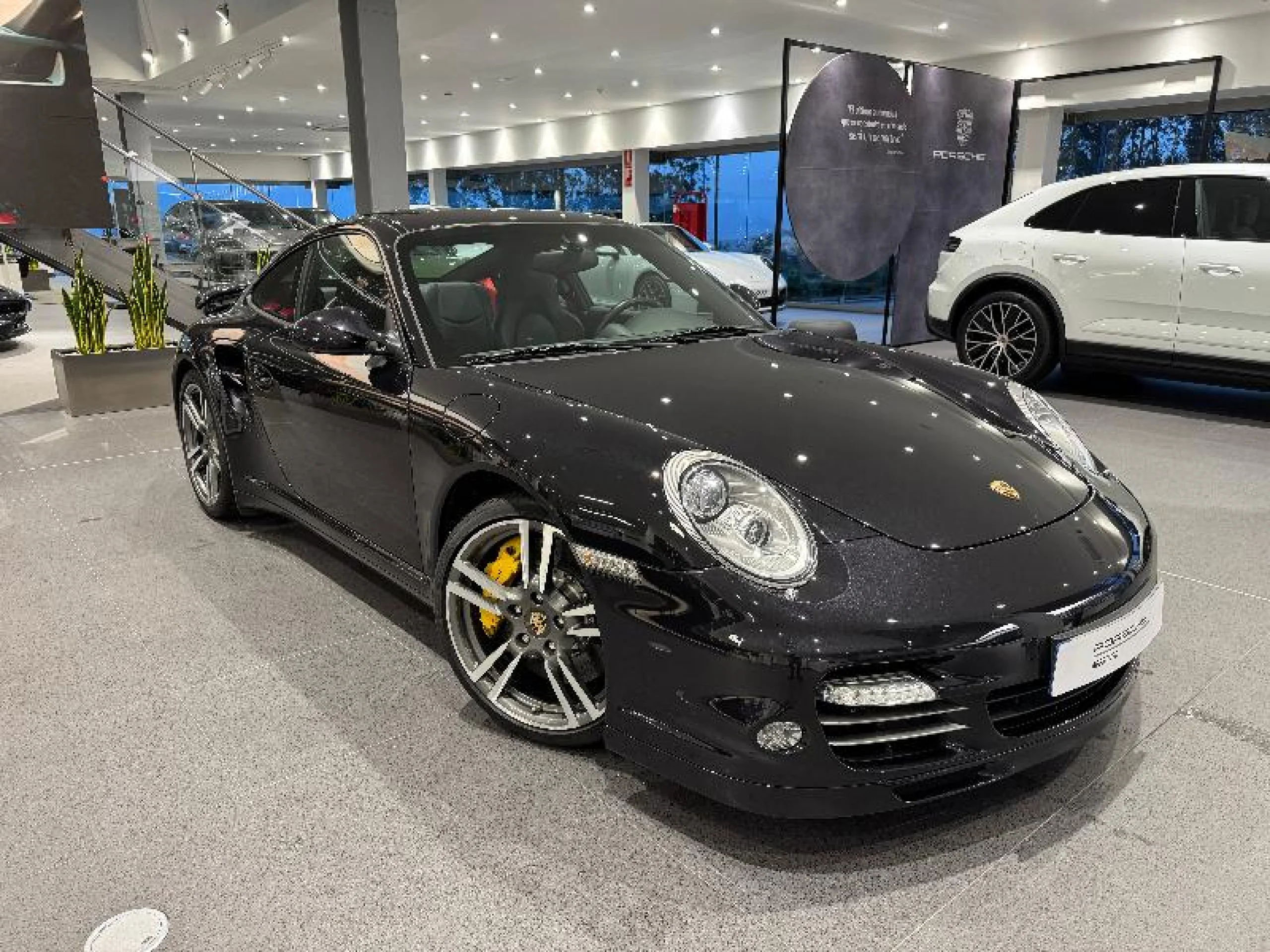 PORSCHE 911 TURBO S COUPÉ - Foto 7