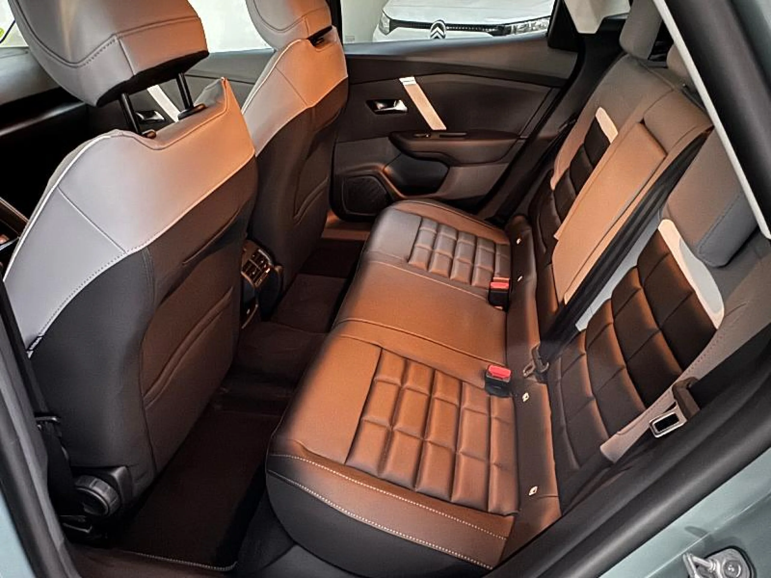 CITROEN Ë C4 Ë C4 ELÉCTRICO 115KW 54KWH MAX - Foto 11