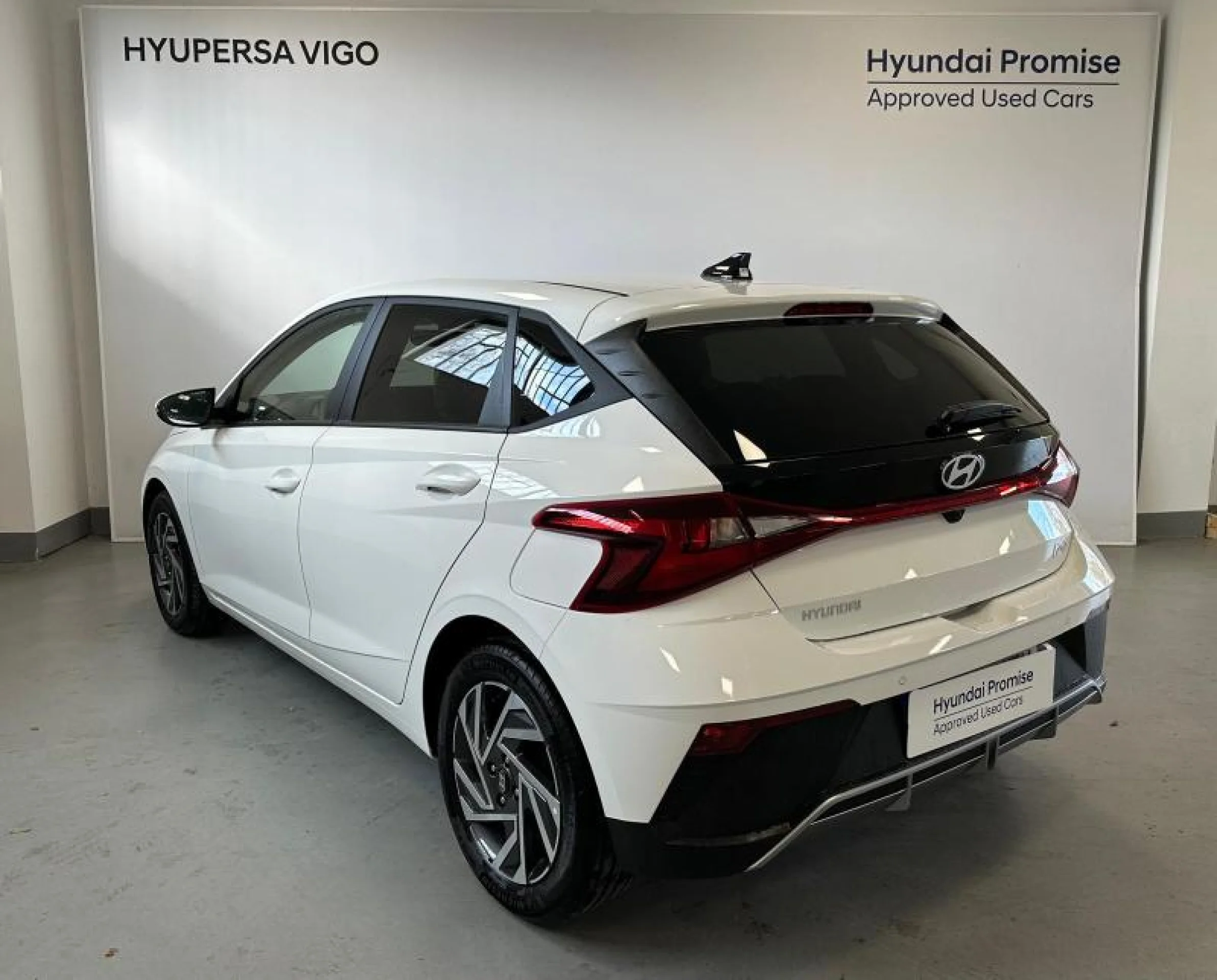 HYUNDAI I20 1.0 TGDI 74KW (100CV) KLASS - Foto 4