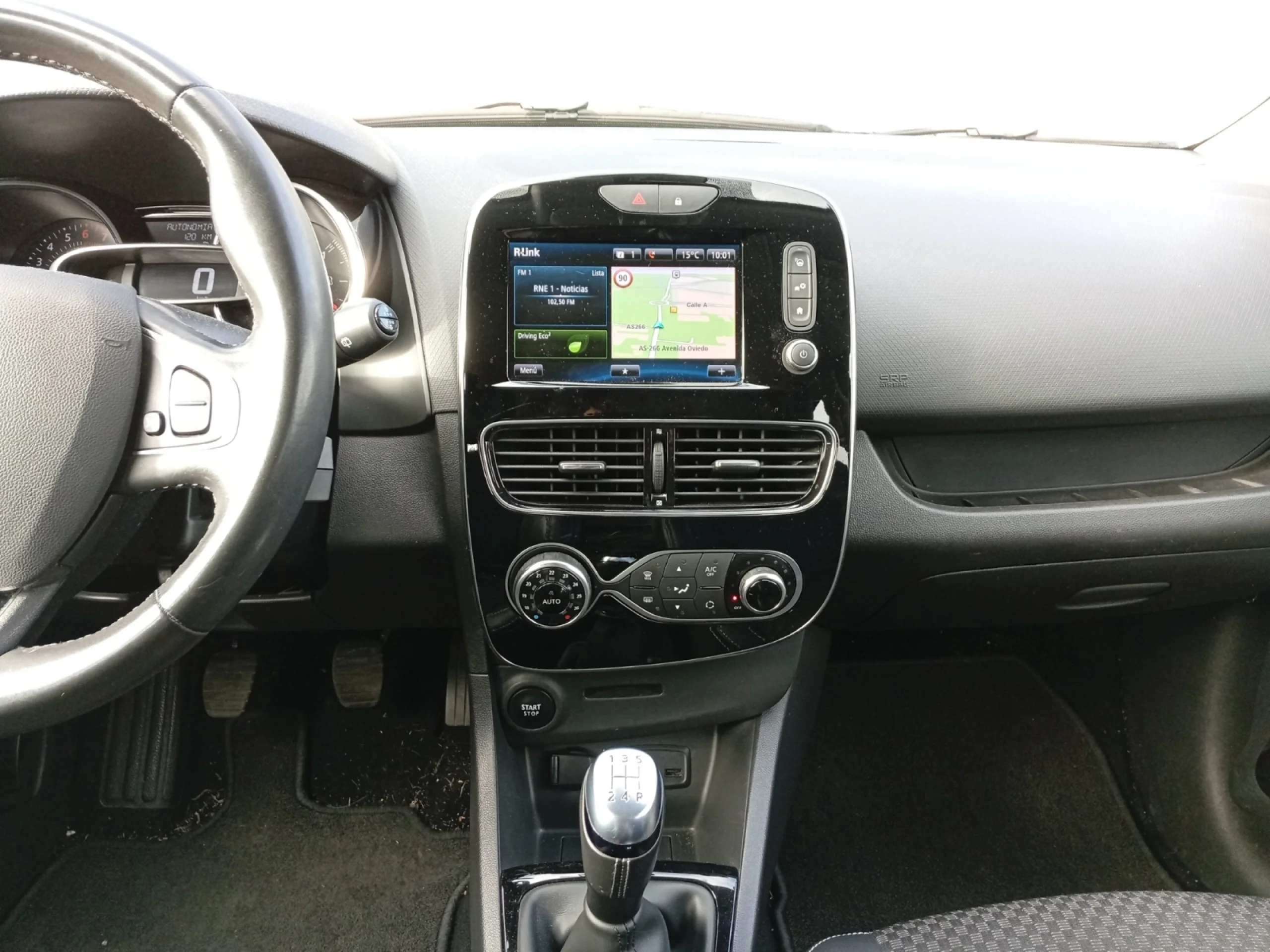 RENAULT CLIO ZEN TCE 66KW (90CV)  18 - Foto 9