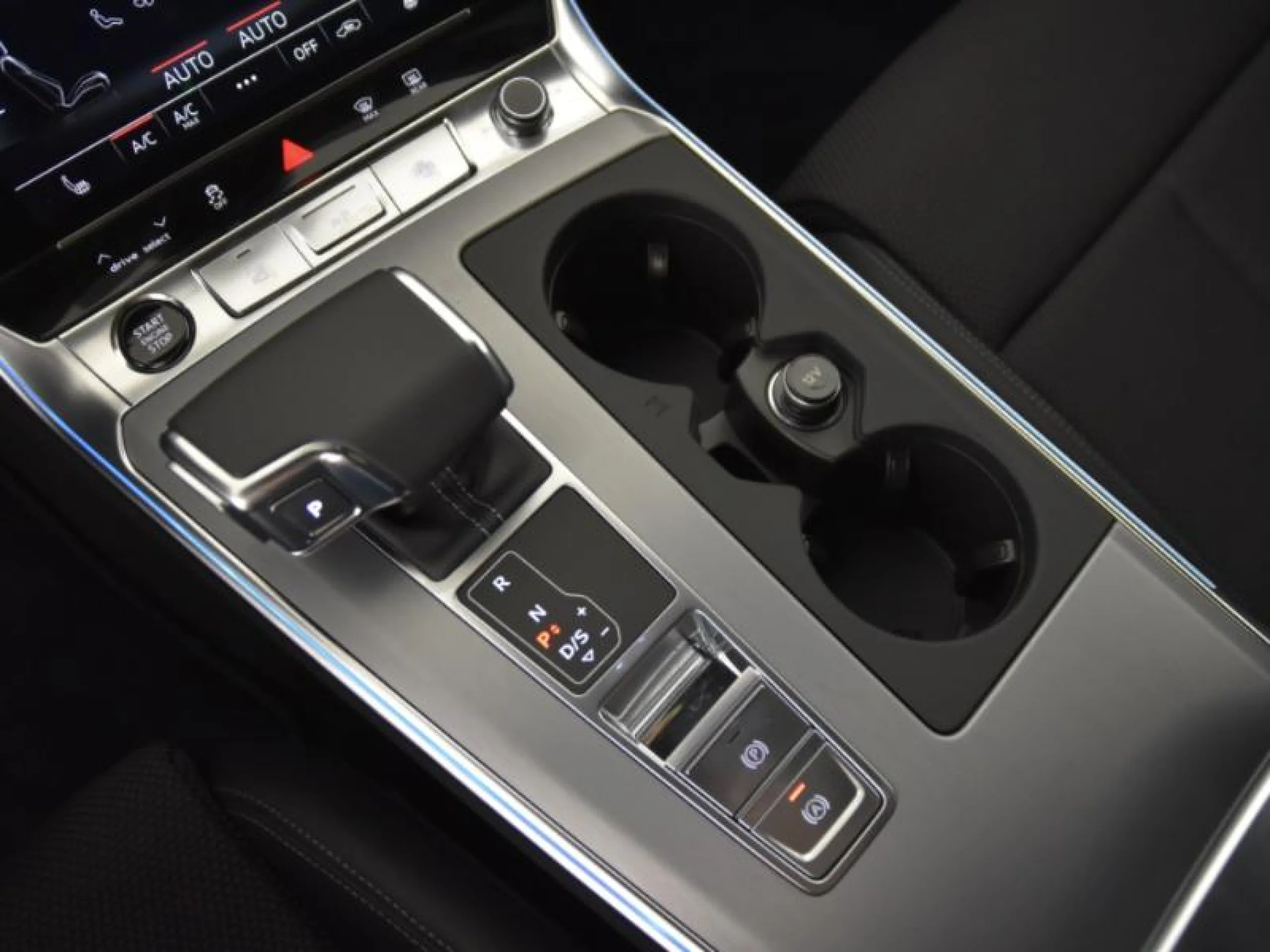 AUDI A6 AVANT 50 TFSIE QUATTRO ULTRA S LINE - Foto 13