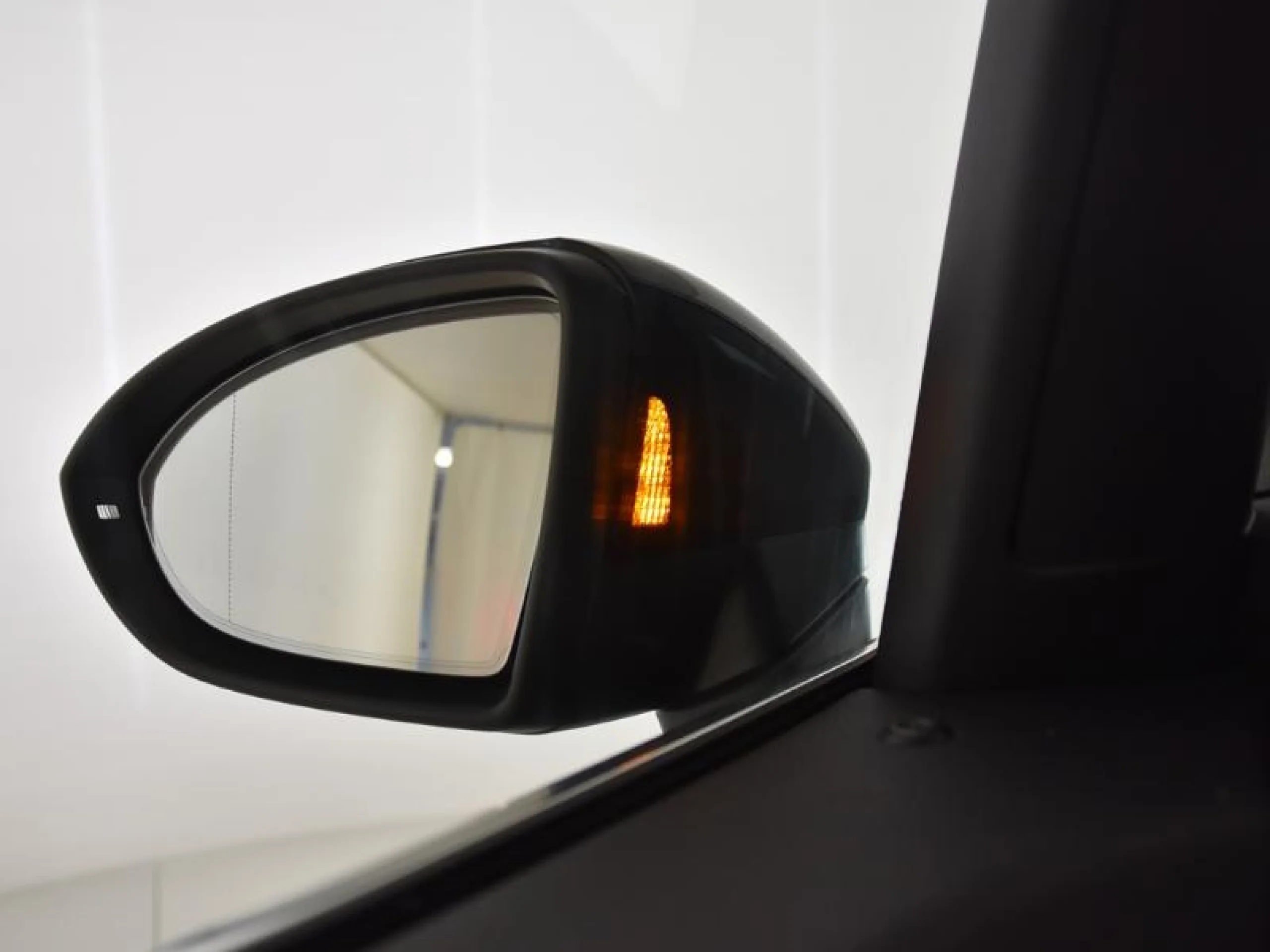VOLKSWAGEN TOURAN SPORT 2.0 TDI 90KW (122CV) - Foto 20