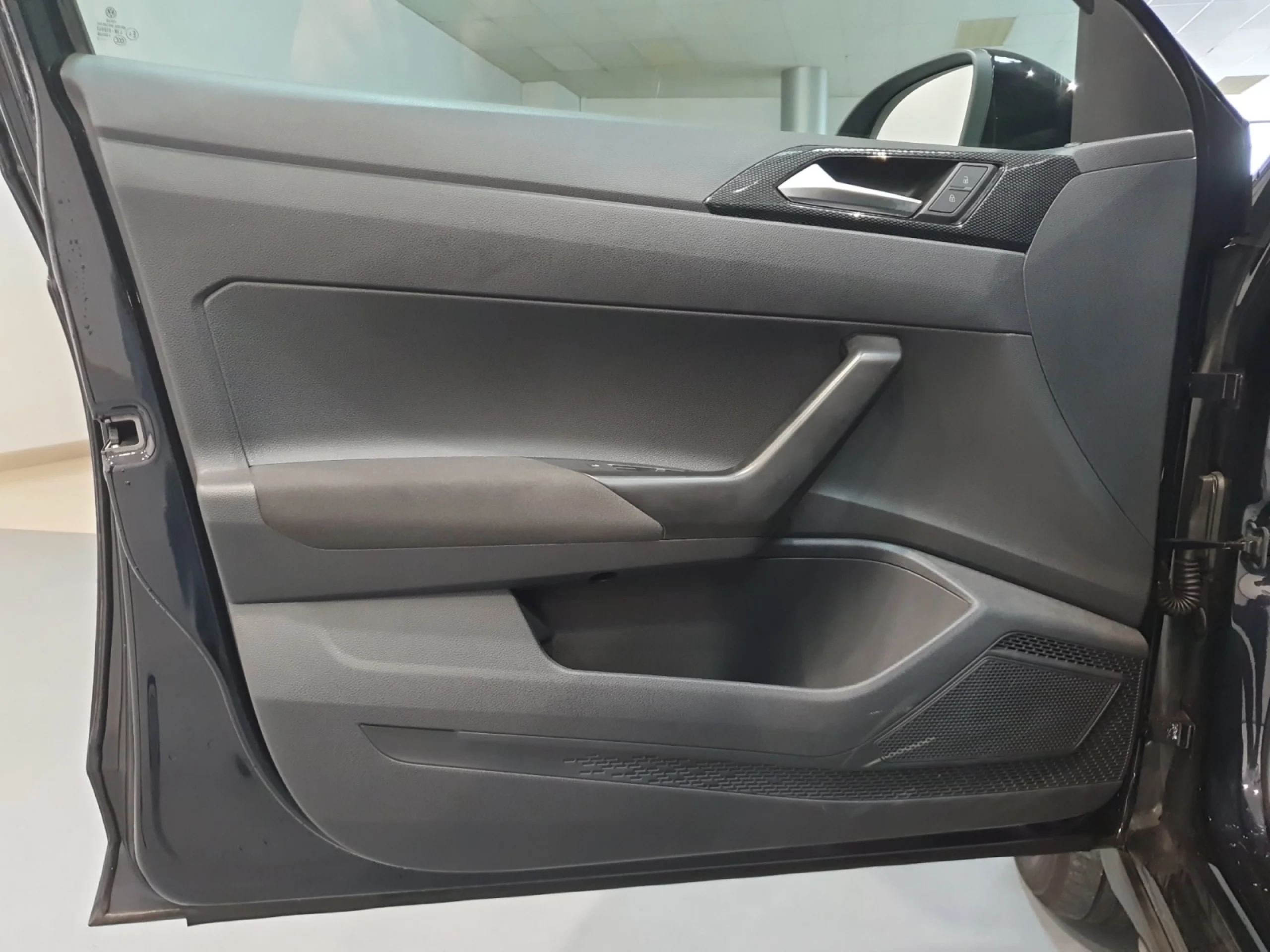 VOLKSWAGEN TAIGO LIFE 1.0 TSI 81KW (110CV) DSG - Foto 12