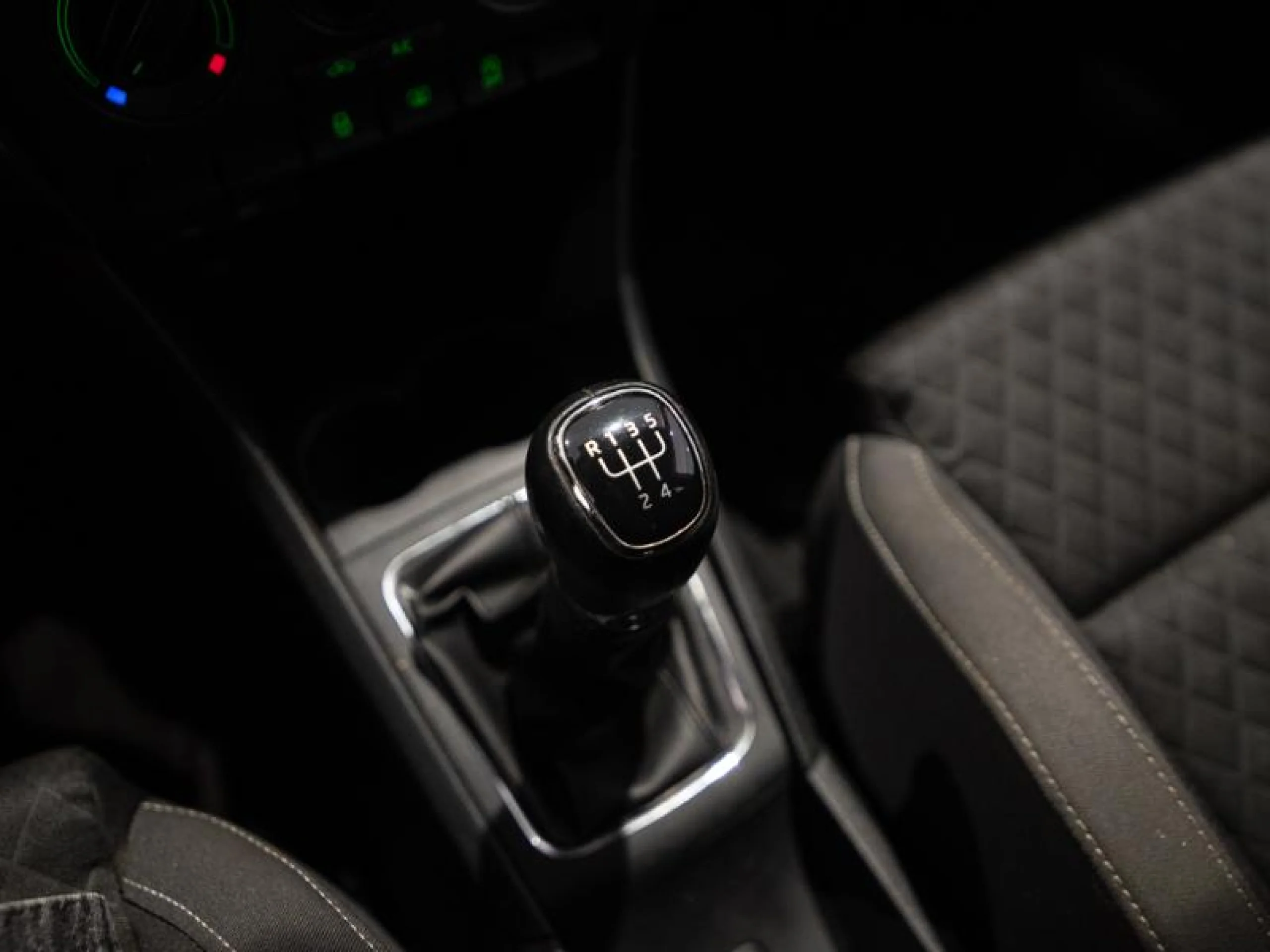 SKODA Rapid 1.2 TSI 90CV AMBITION - Foto 13